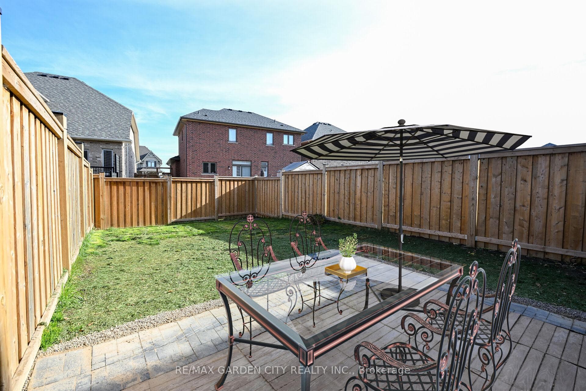 44 Dennis Drive photo 23