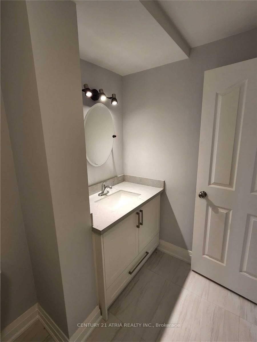 49 Halder Crescent Unit Bsmt photo 20