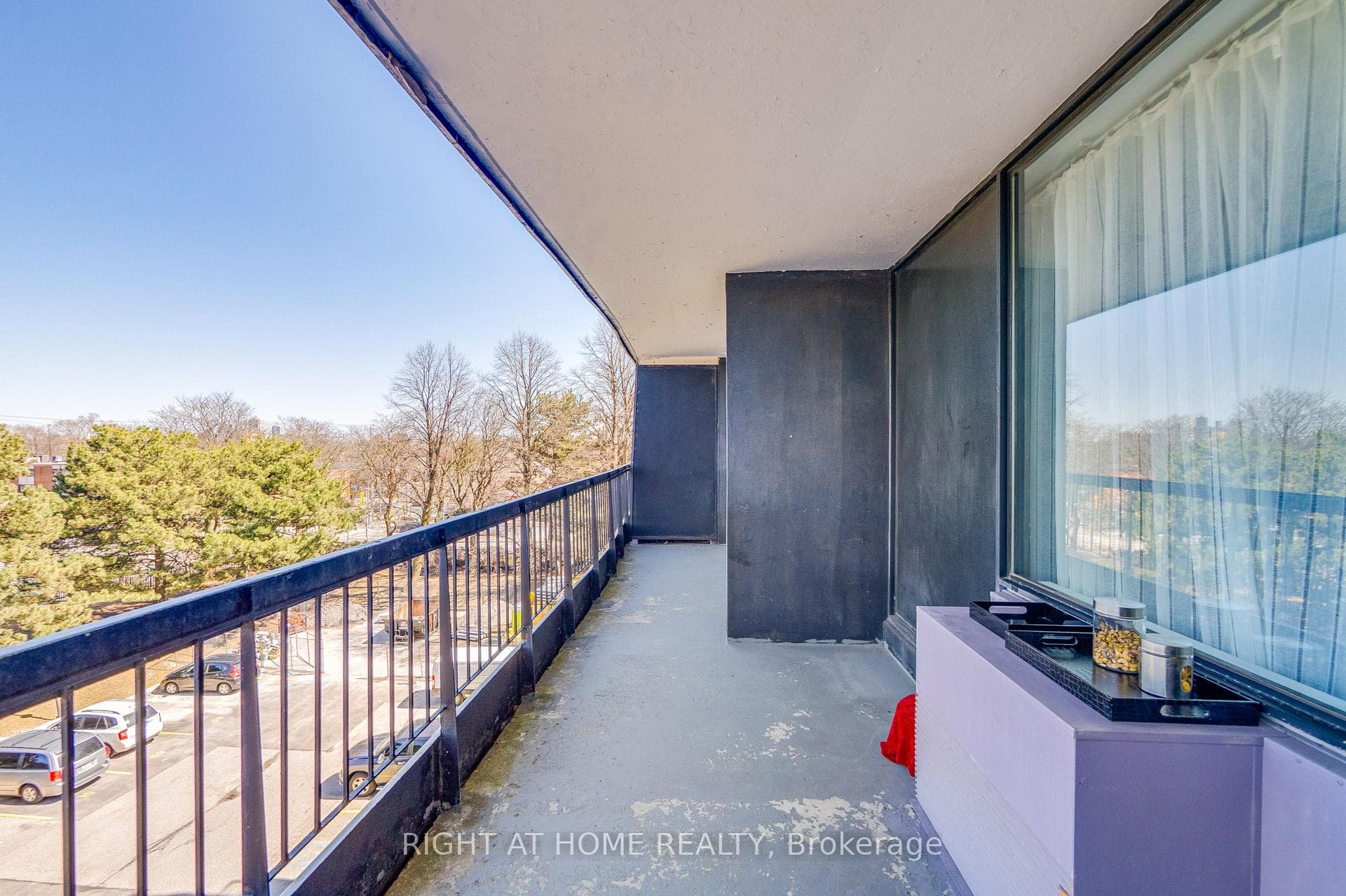 135 Antibes Drive Unit 402 photo 32