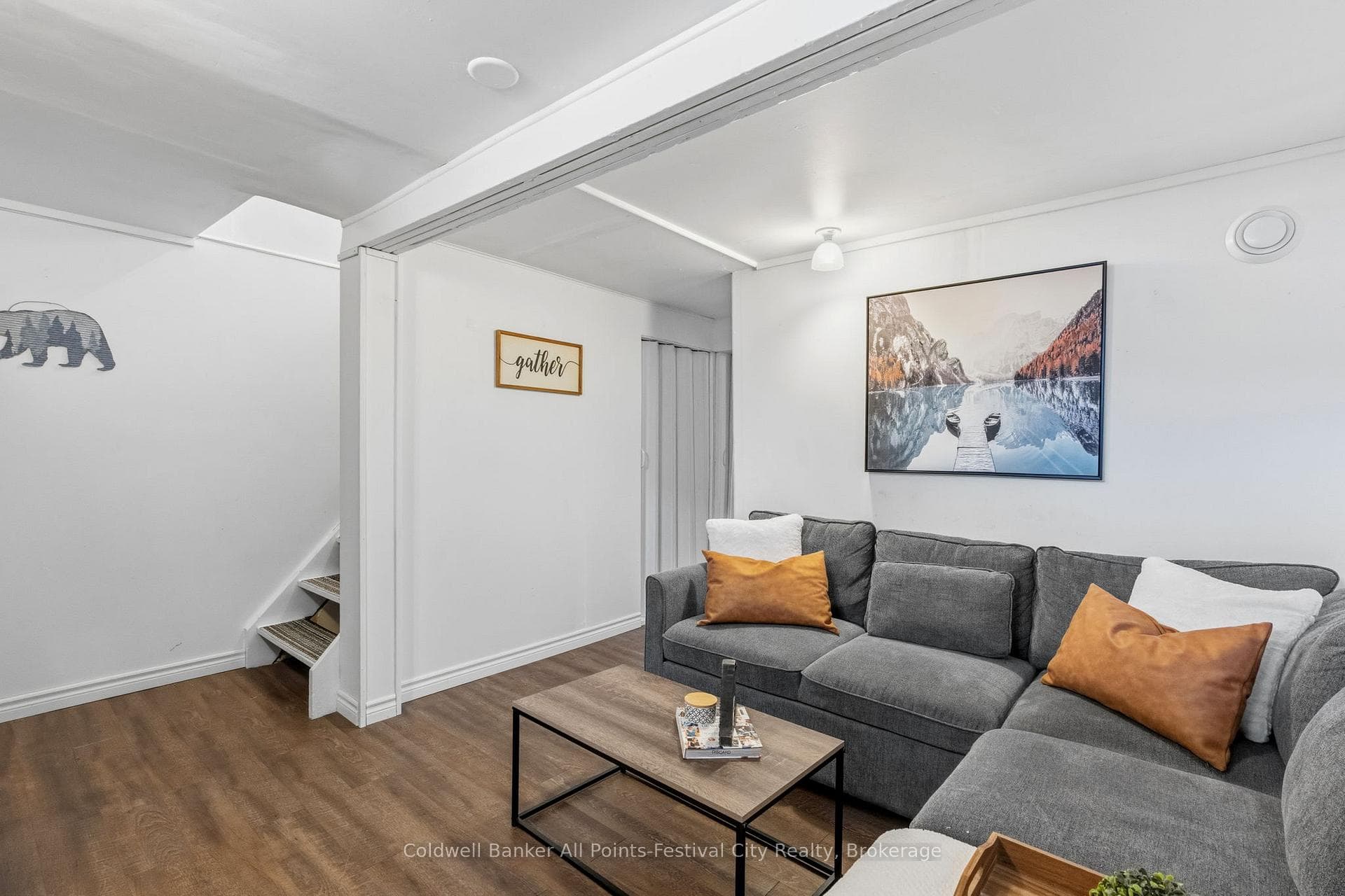 146 Bennett Street photo 28