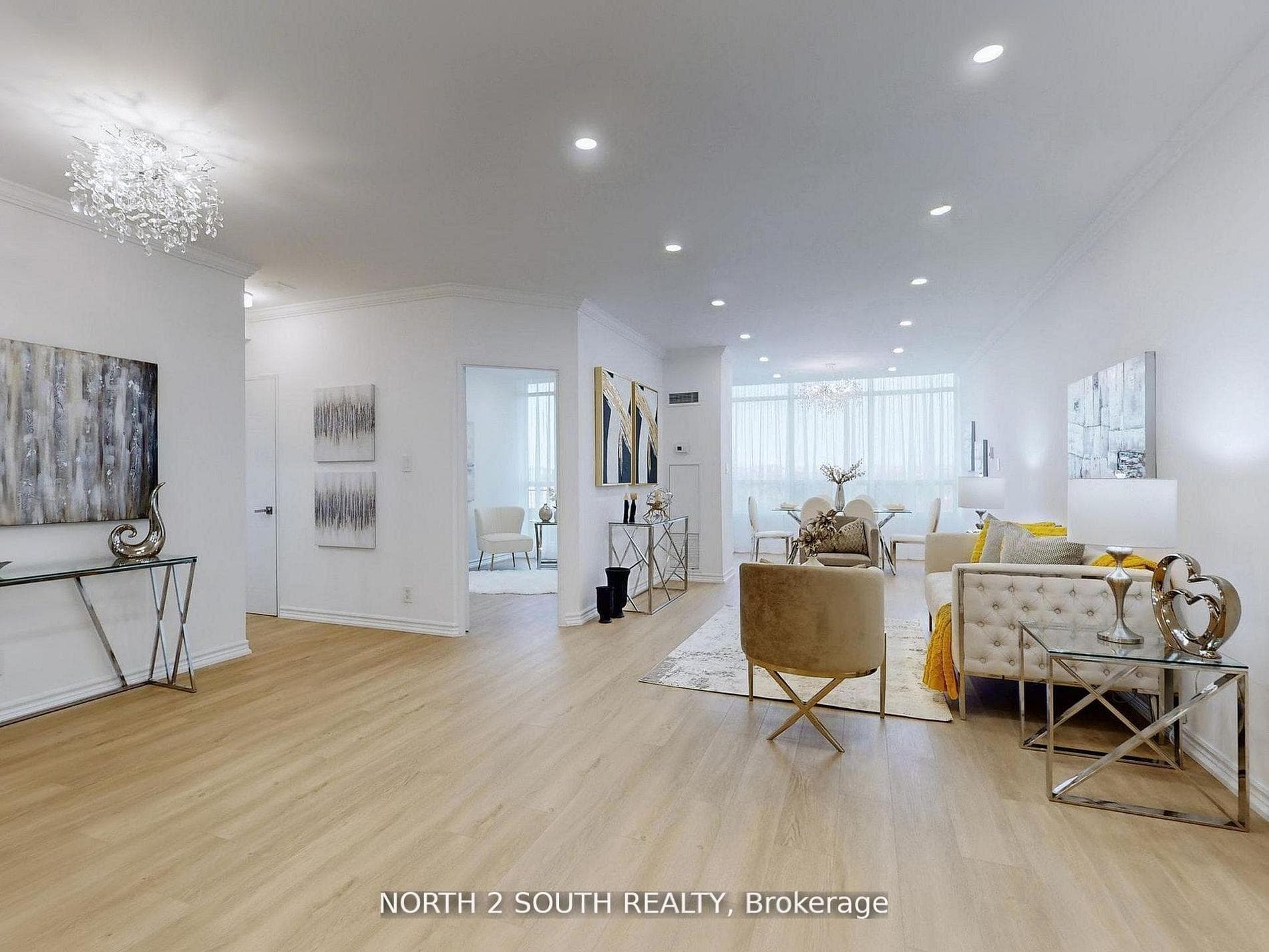 32 Clarissa Drive Unit PH27 photo 2