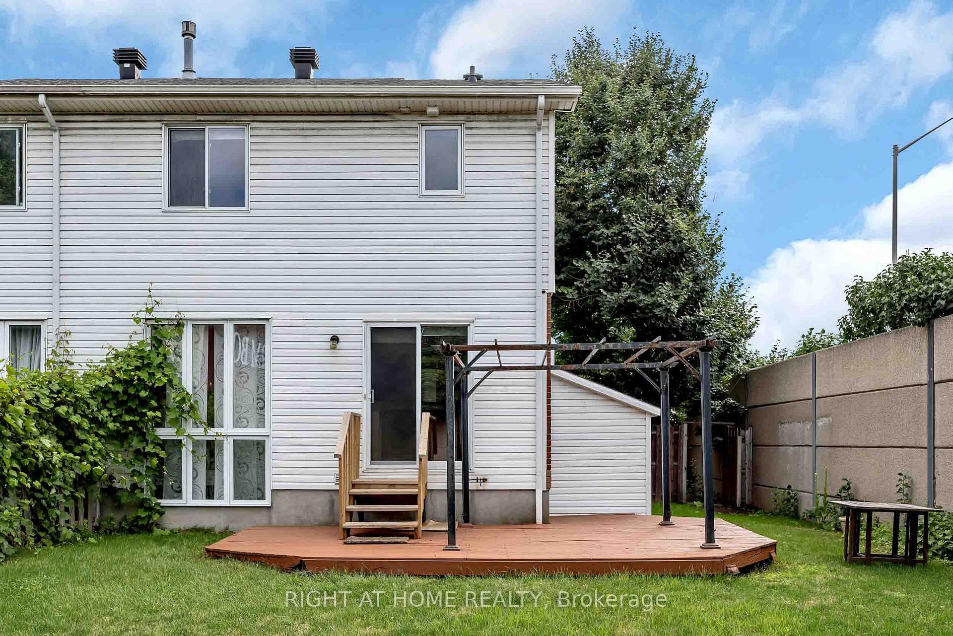 1 Kincardine Drive photo 26