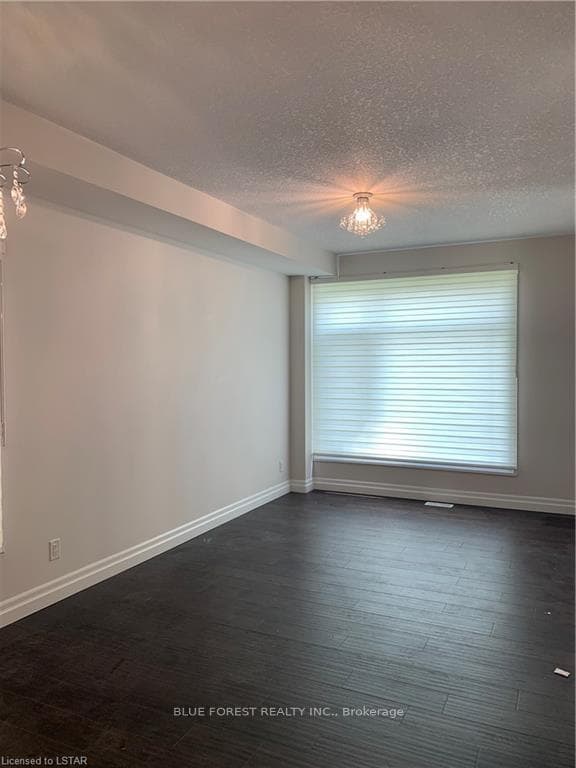 884 ZAIFMAN CIRCLE Circle photo 6