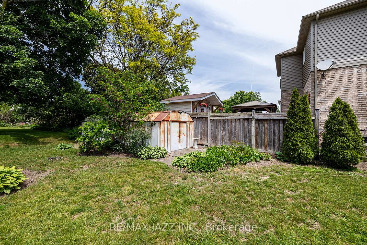 5 Lynwood Avenue photo 36