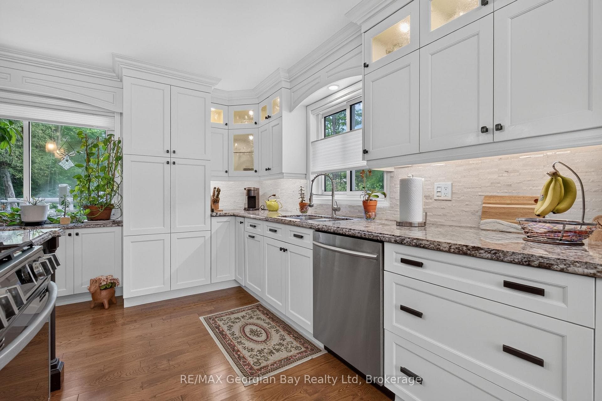 307 Balm Beach Road photo 9