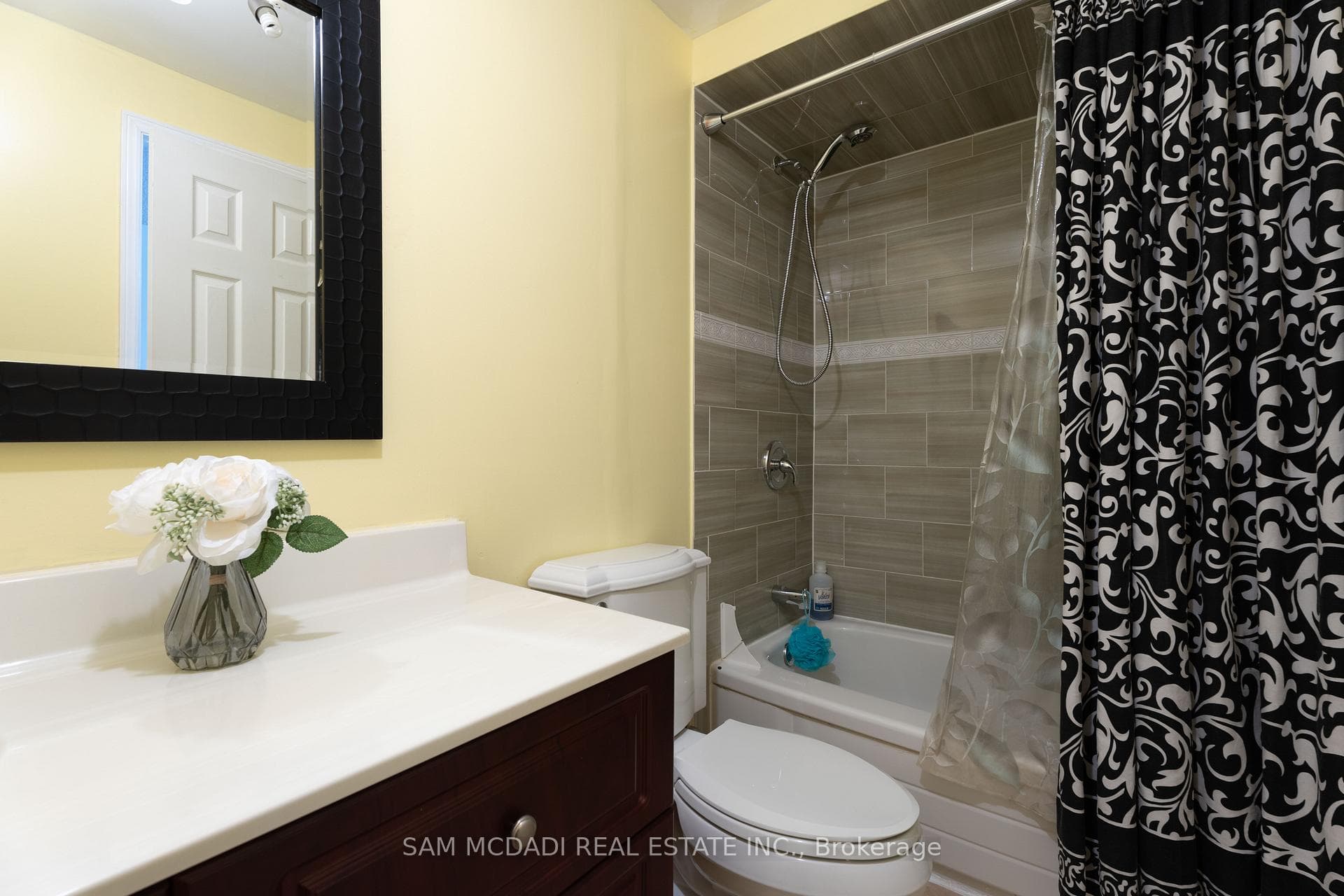 382 Assiniboine Trail photo 25