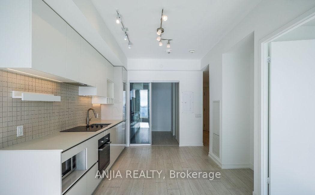 898 Portage Parkway Unit 2206 photo 10