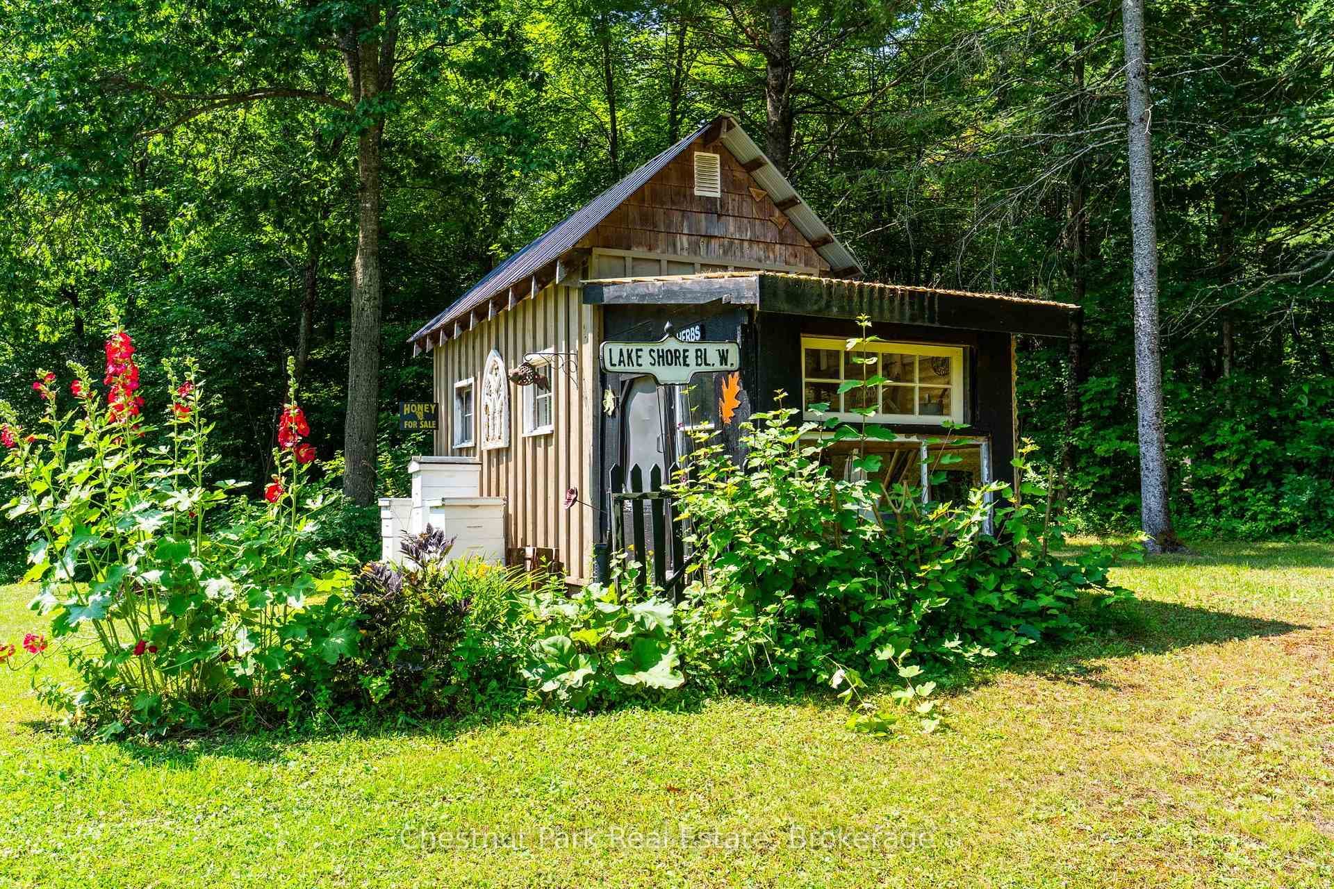 1130 Taylor Road photo 7