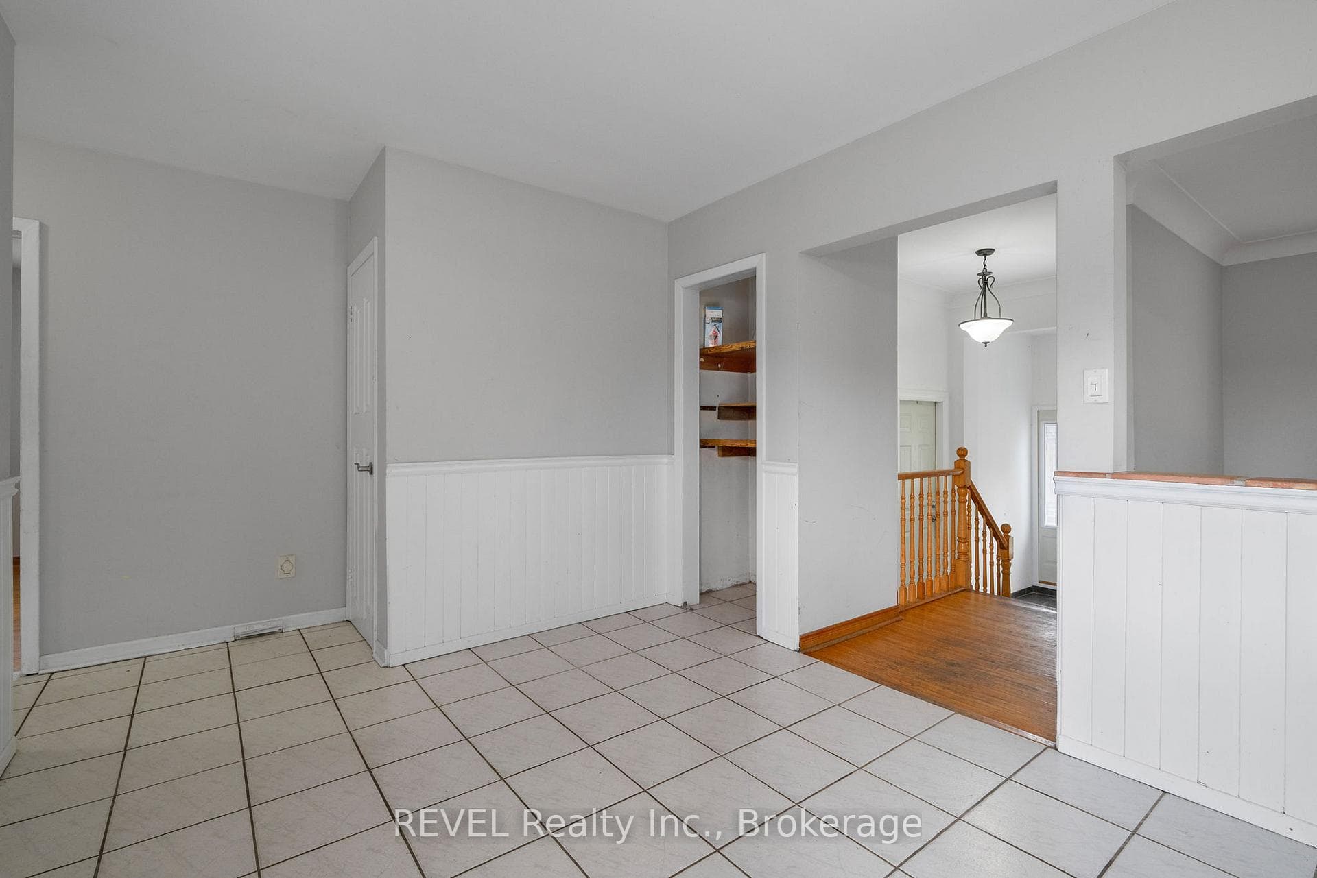 167 Wellington Street photo 17