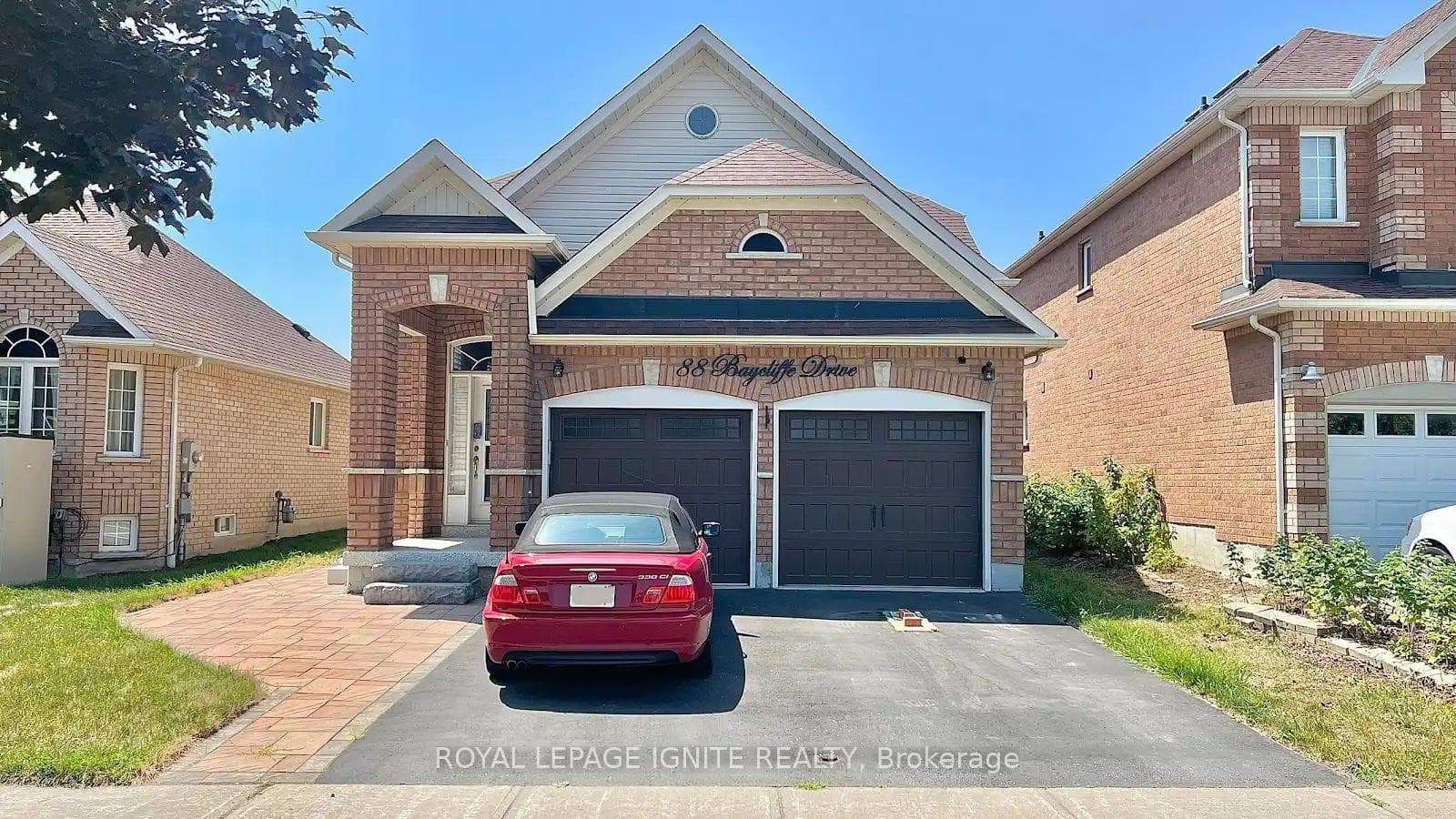 88 Baycliffe Drive photo 1