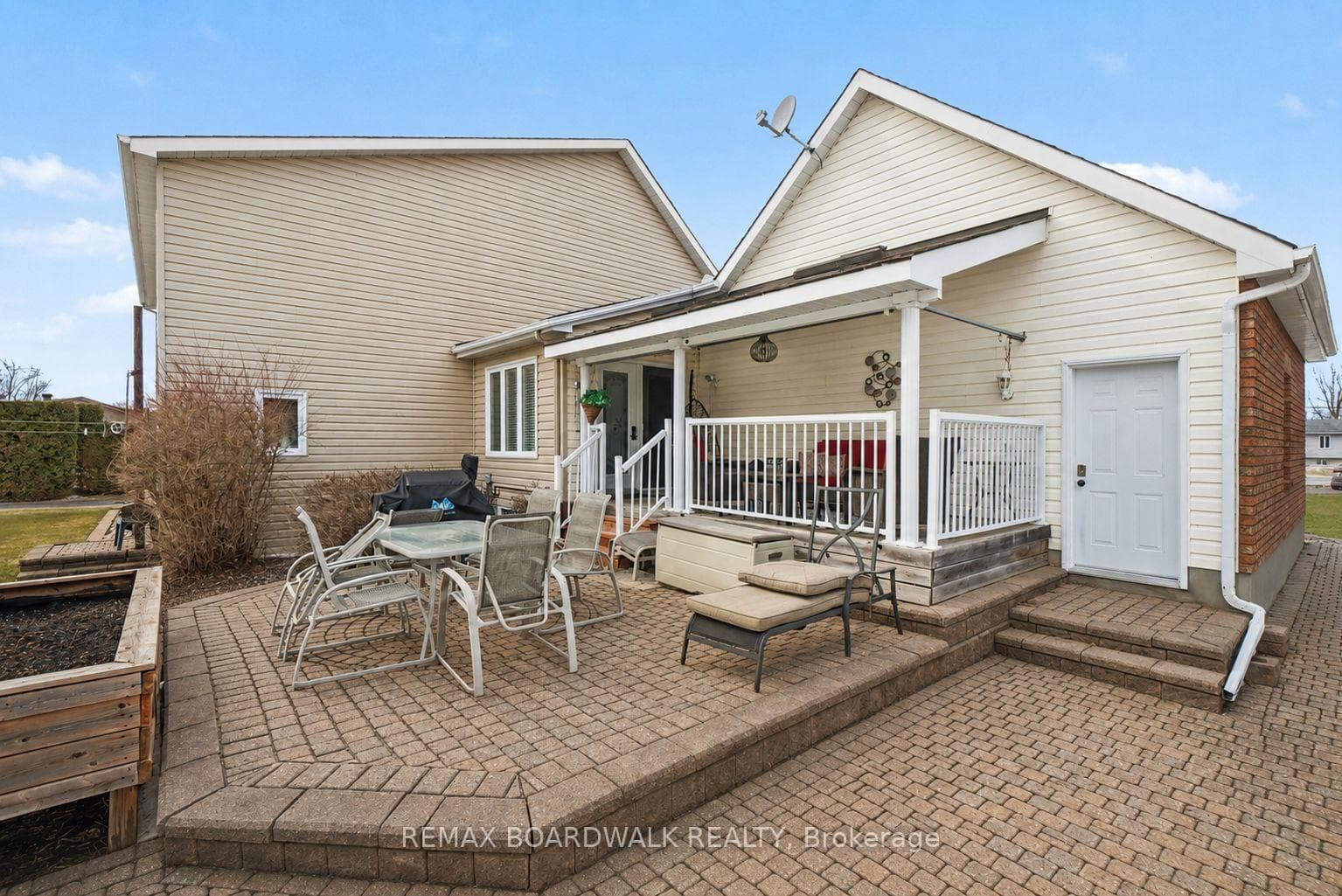 32 Faucher Boulevard photo 31