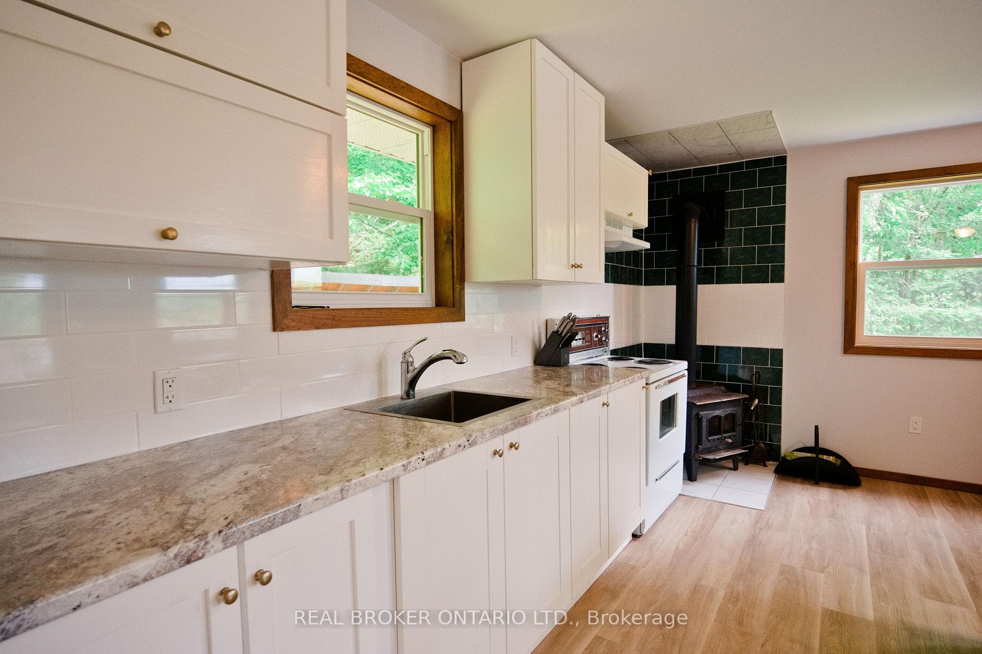 41 Andy Neville Parkway photo 8