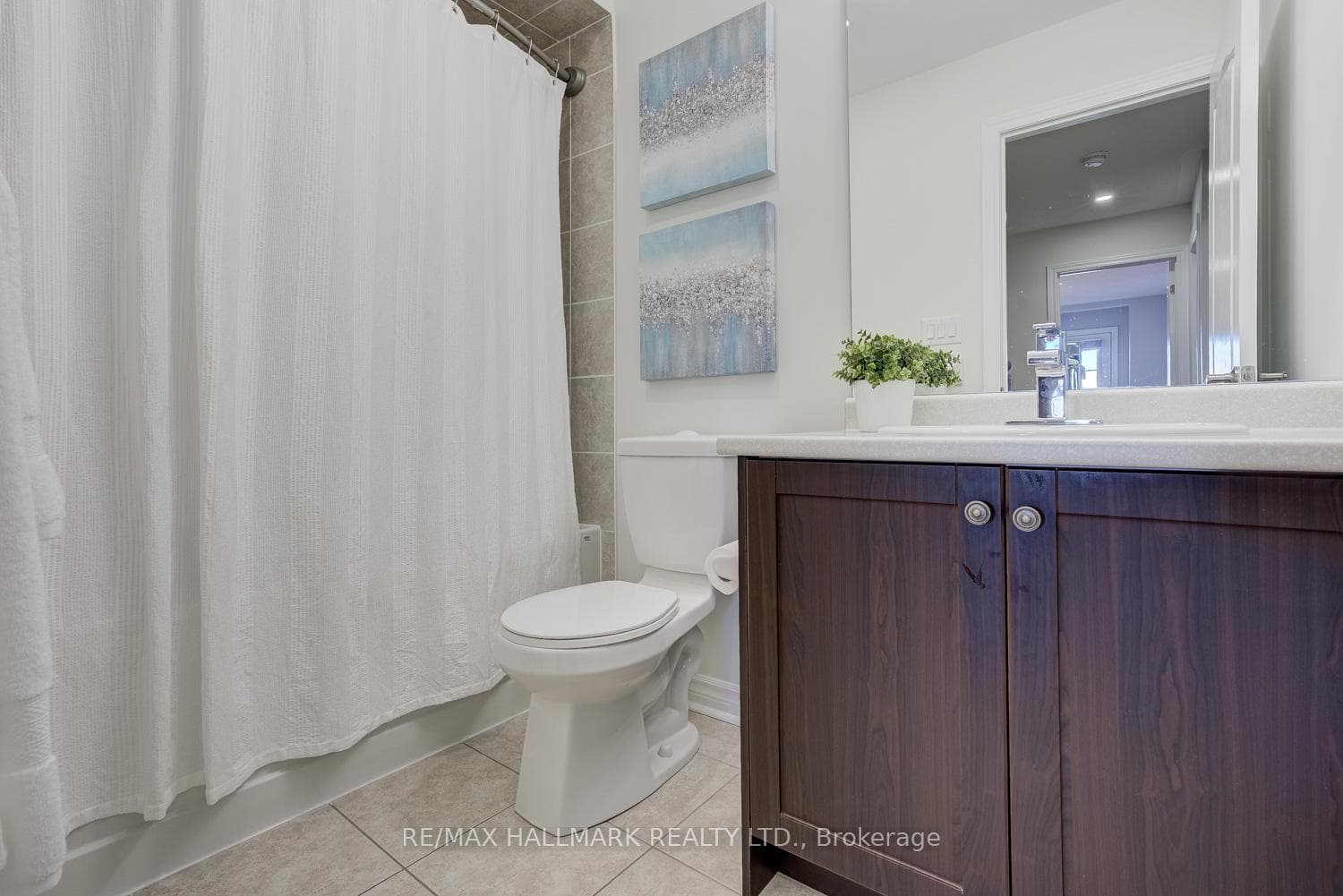 3905 Major Mackenzie Drive Unit 231 photo 33