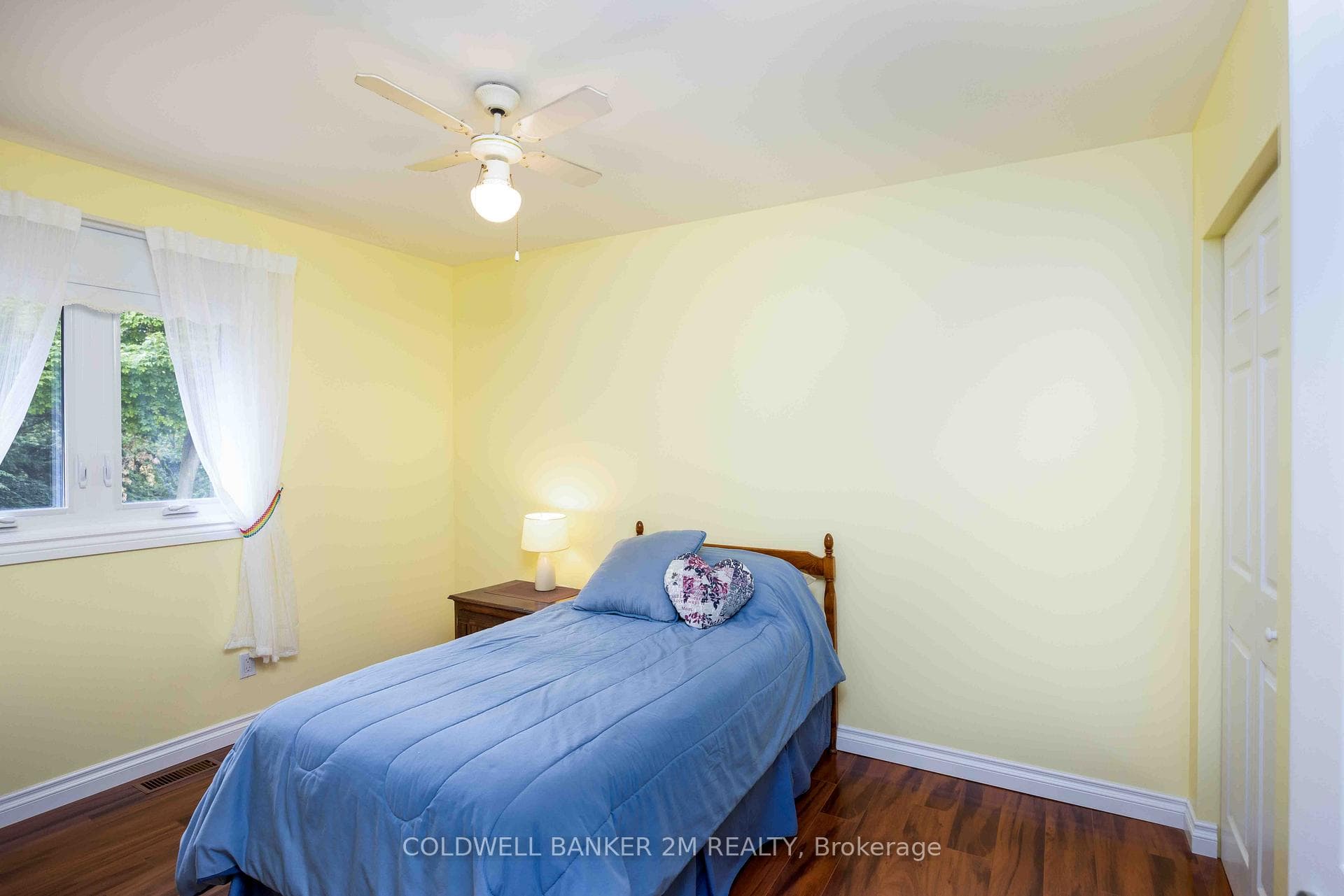 366 Dickens Drive photo 20