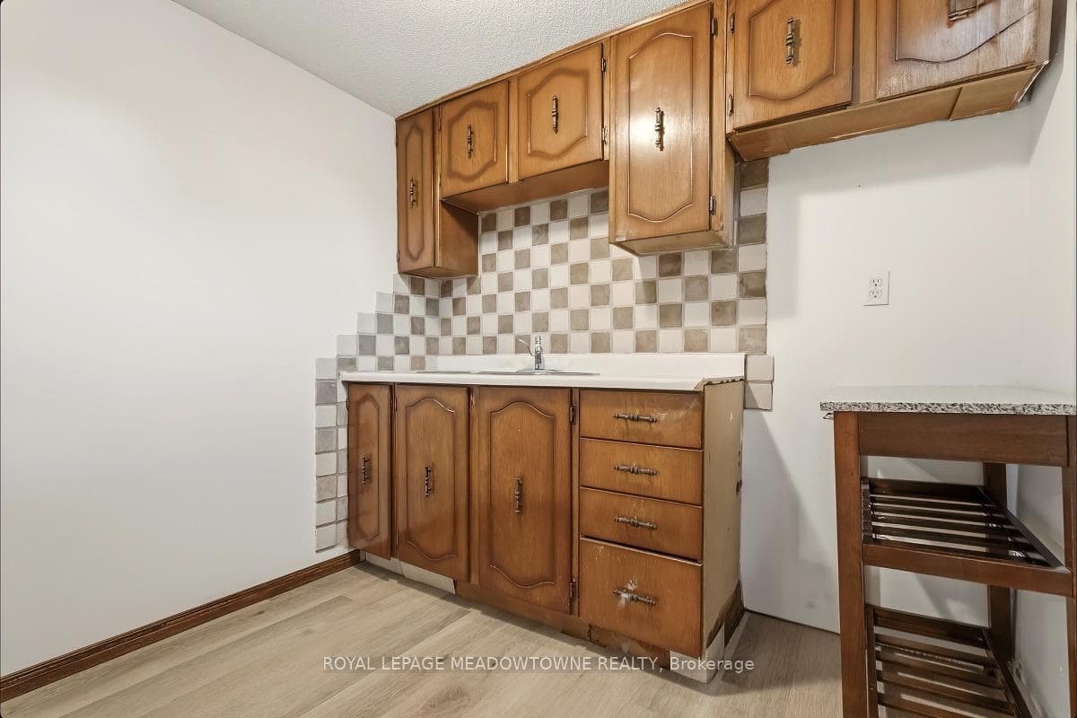 6486 Edenwood Drive photo 33