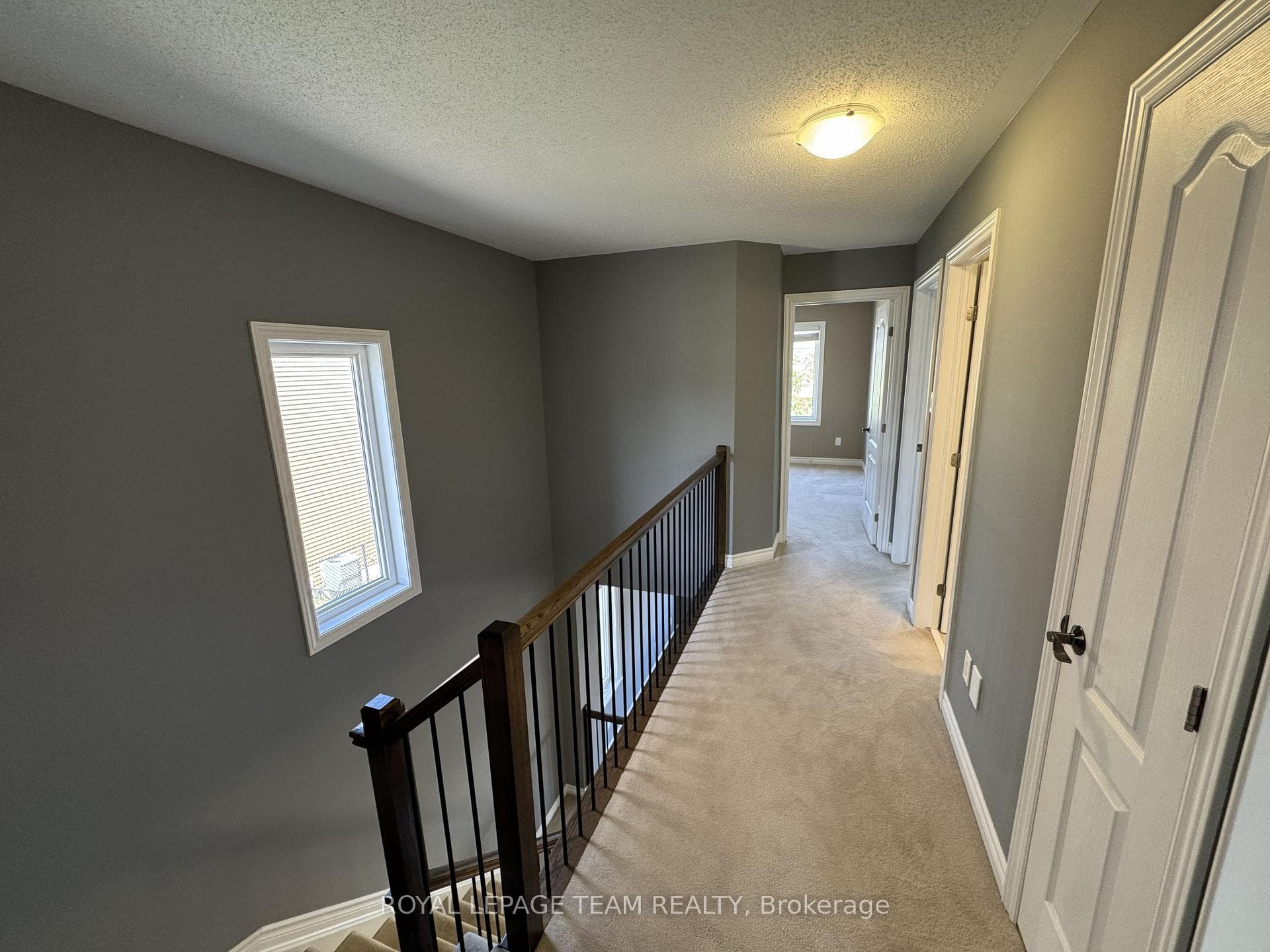 630 Moorpark Avenue photo 12