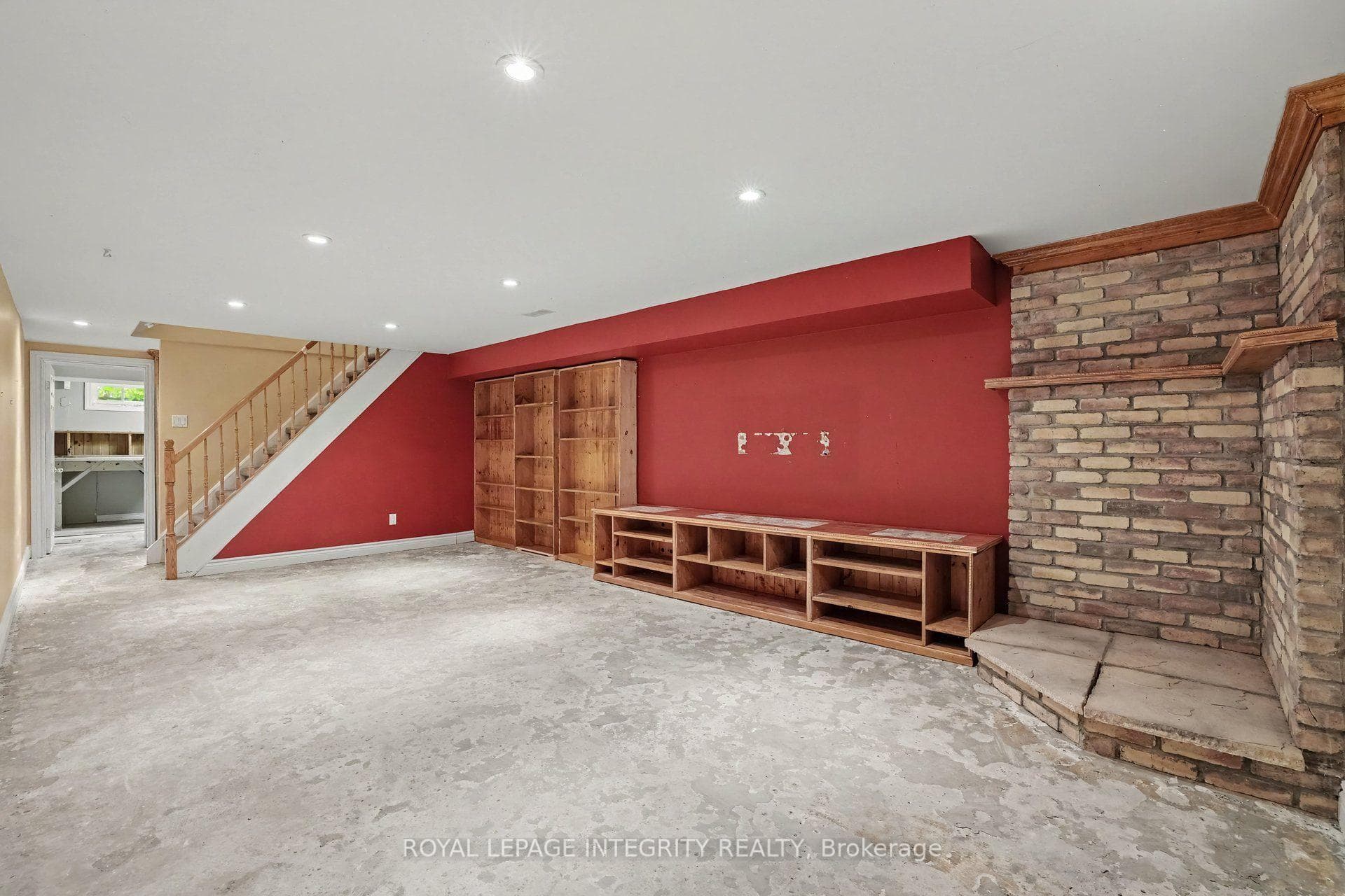 2076 Niagara Drive photo 28