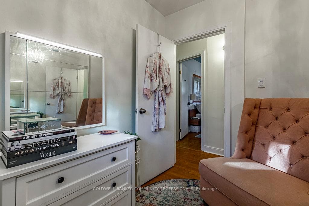 104 West 33rd Street photo 27