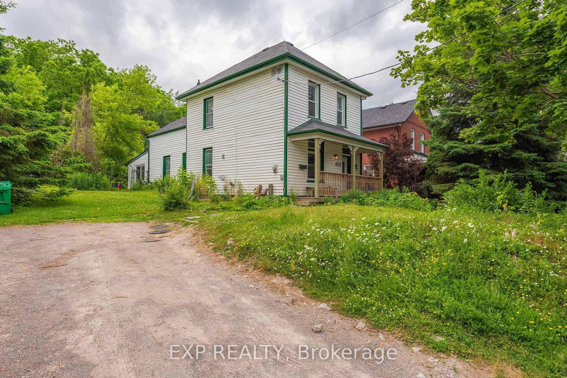 1033 Water Street photo 2