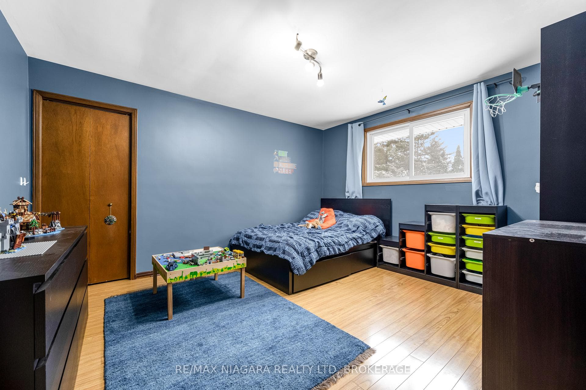 25 Vinemount Drive photo 22