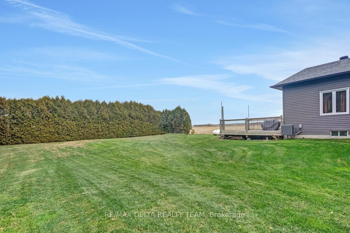 1629 St Joseph Road photo 43
