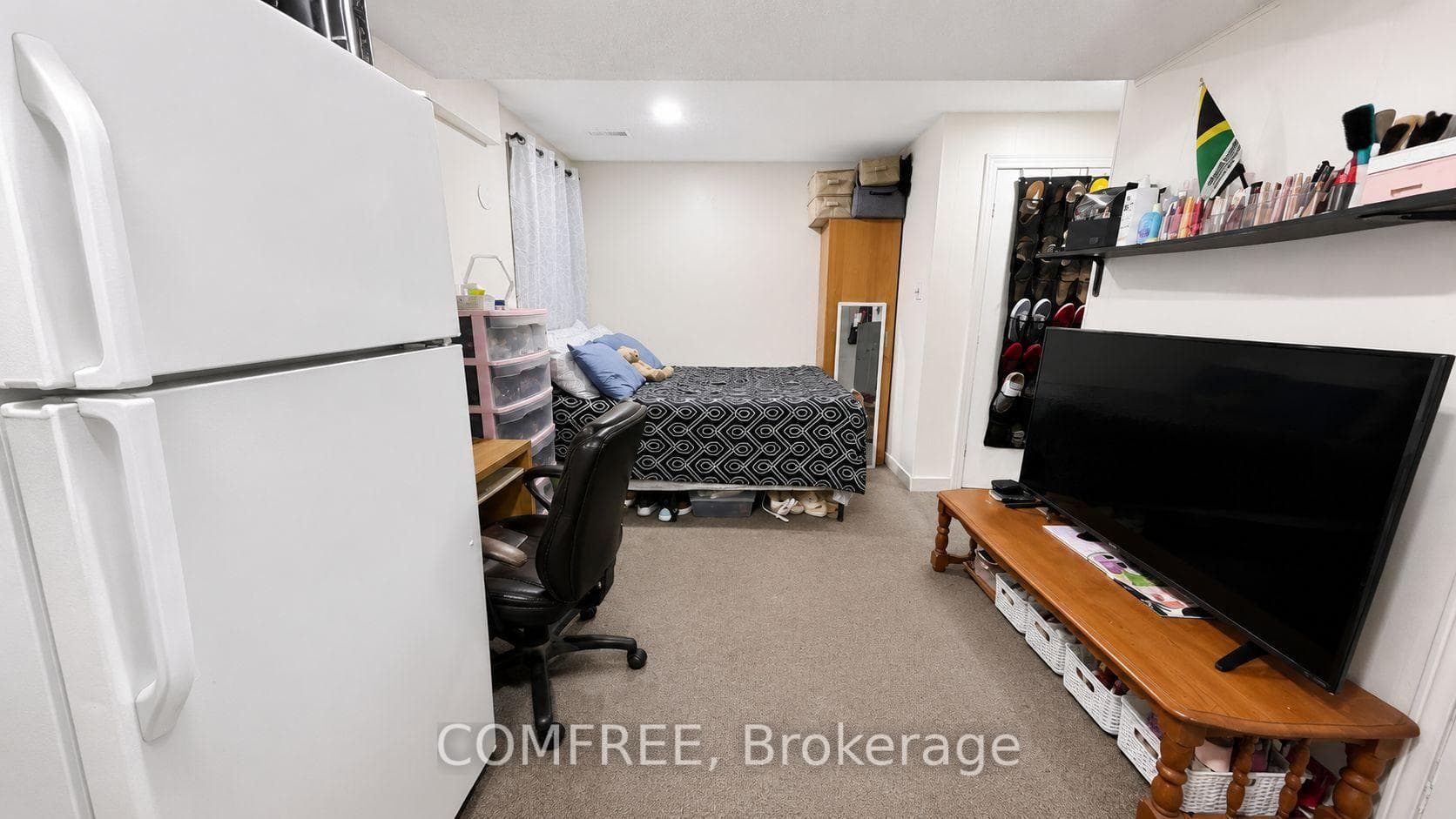 1793 Martin Grove Road Unit 116 photo 28