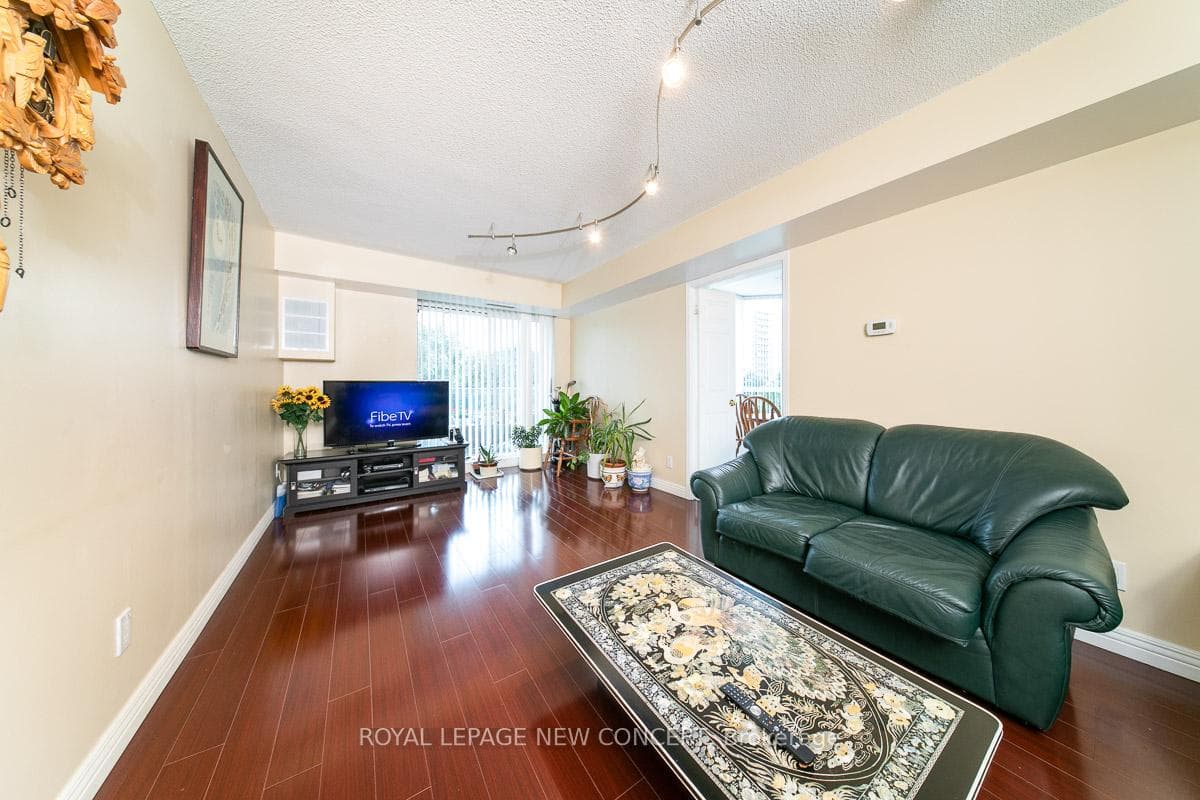 5 Emerald Lane Unit 311 photo 6