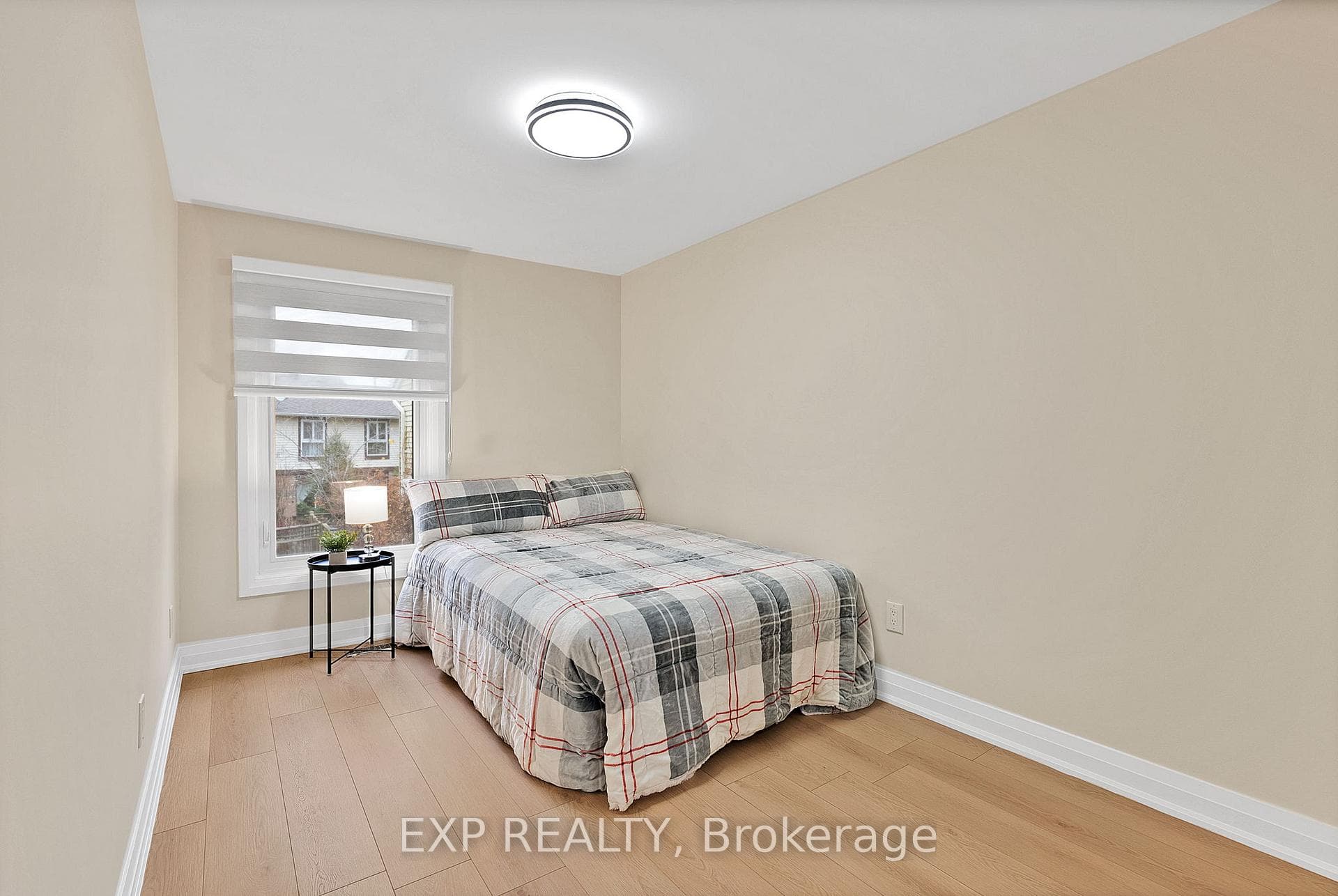 1037 Elizabeth Place photo 14