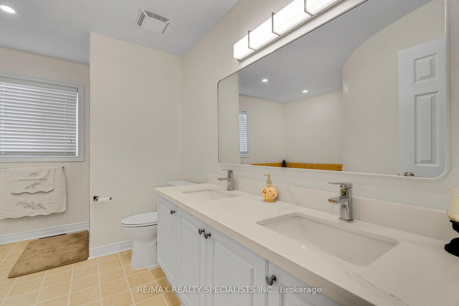 794 White Clover Way photo 34