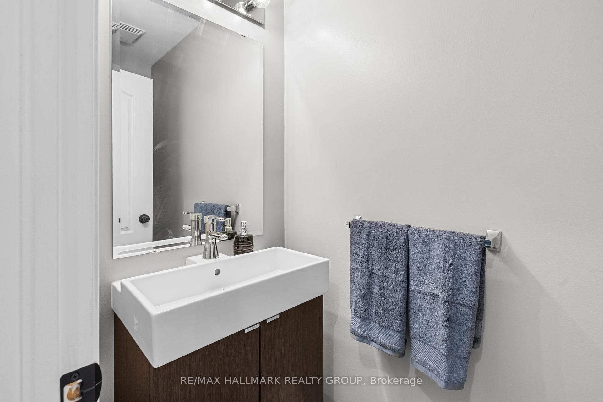 602 Louis Toscano Drive photo 18