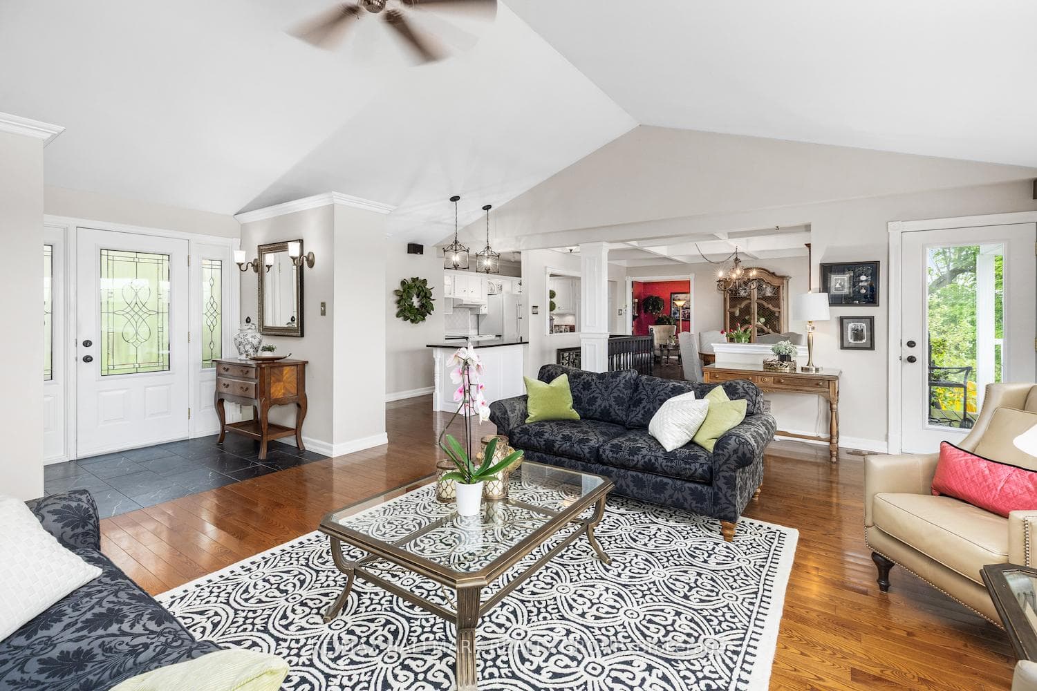 1 Rideau Glen Drive photo 10