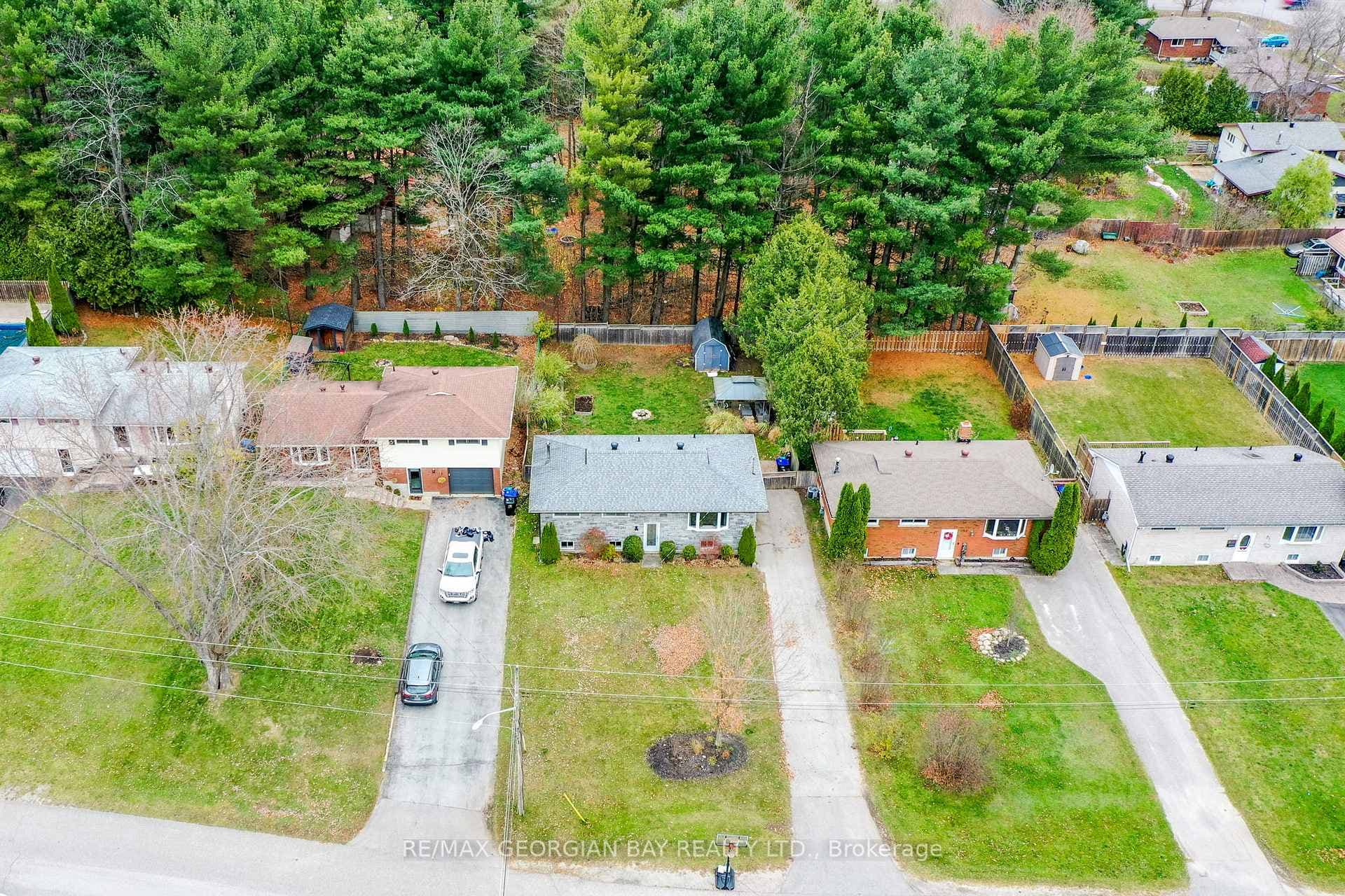 261 Castle Road photo 29
