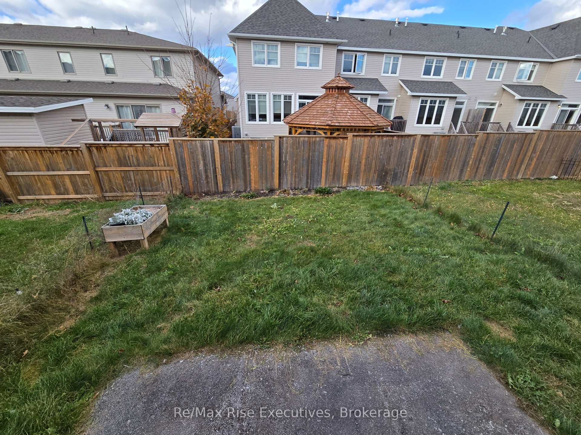 1122 HORIZON Drive photo 24