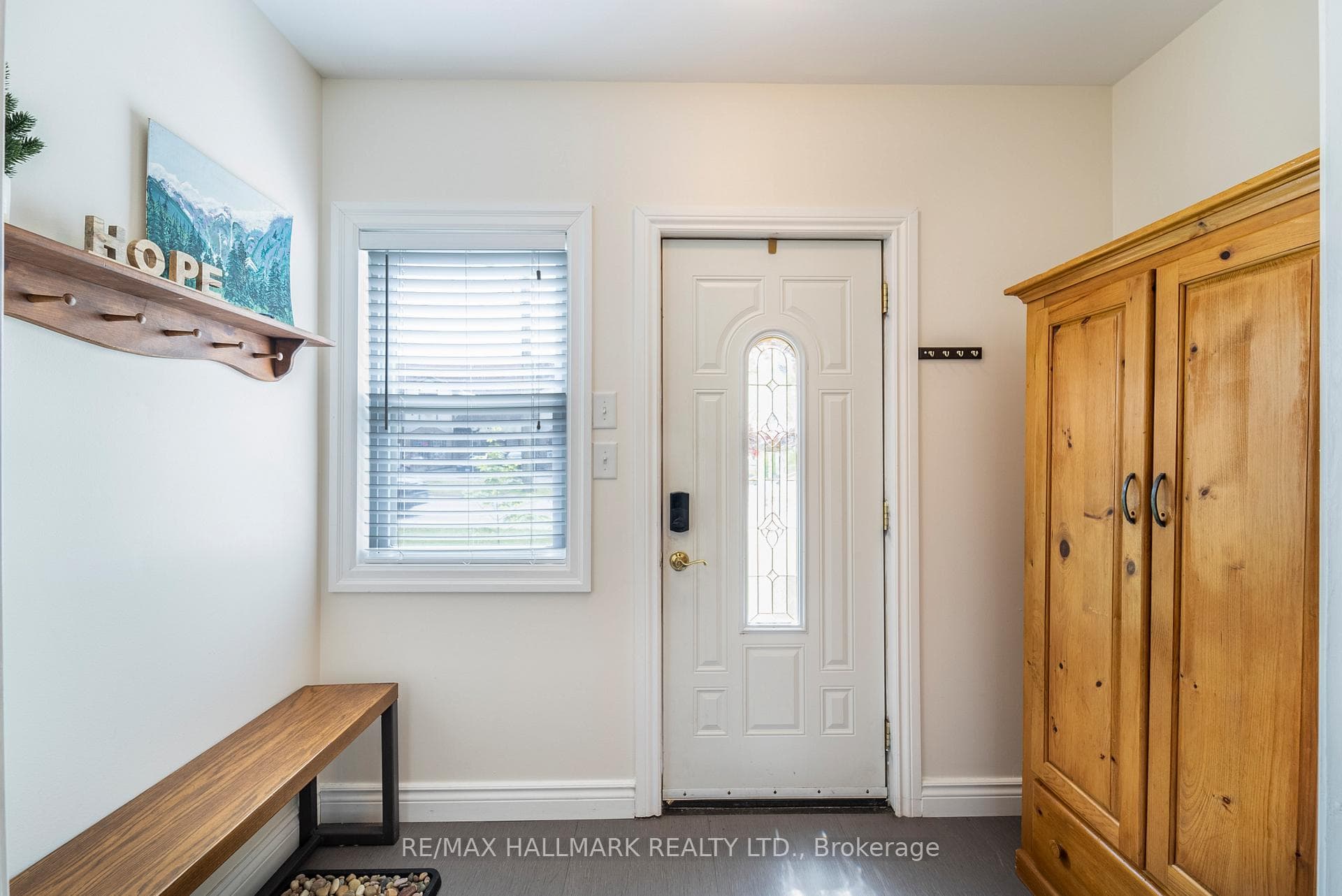 Bright Entry way to Upstairs/ or main level