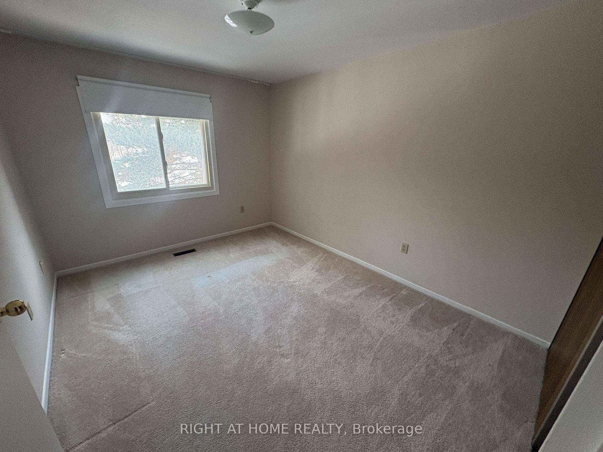 160 Palmdale Drive Unit 194 photo 10