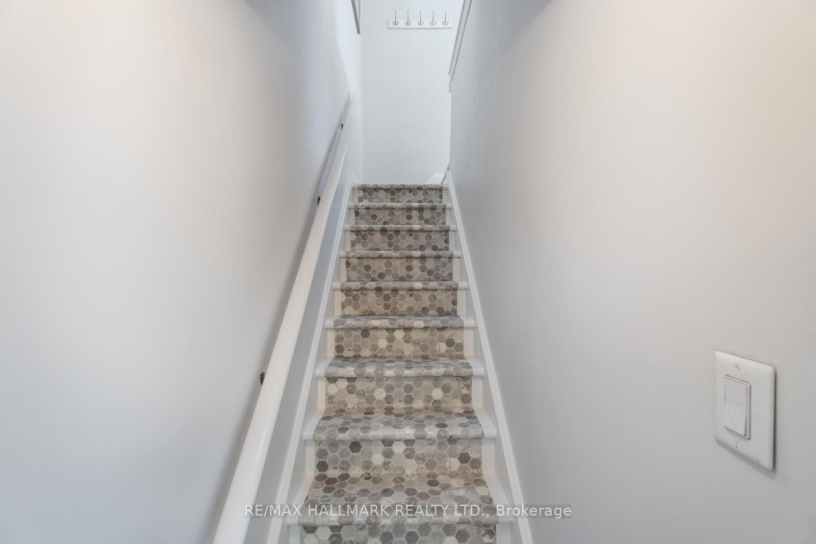 66 Ferncroft Drive photo 23