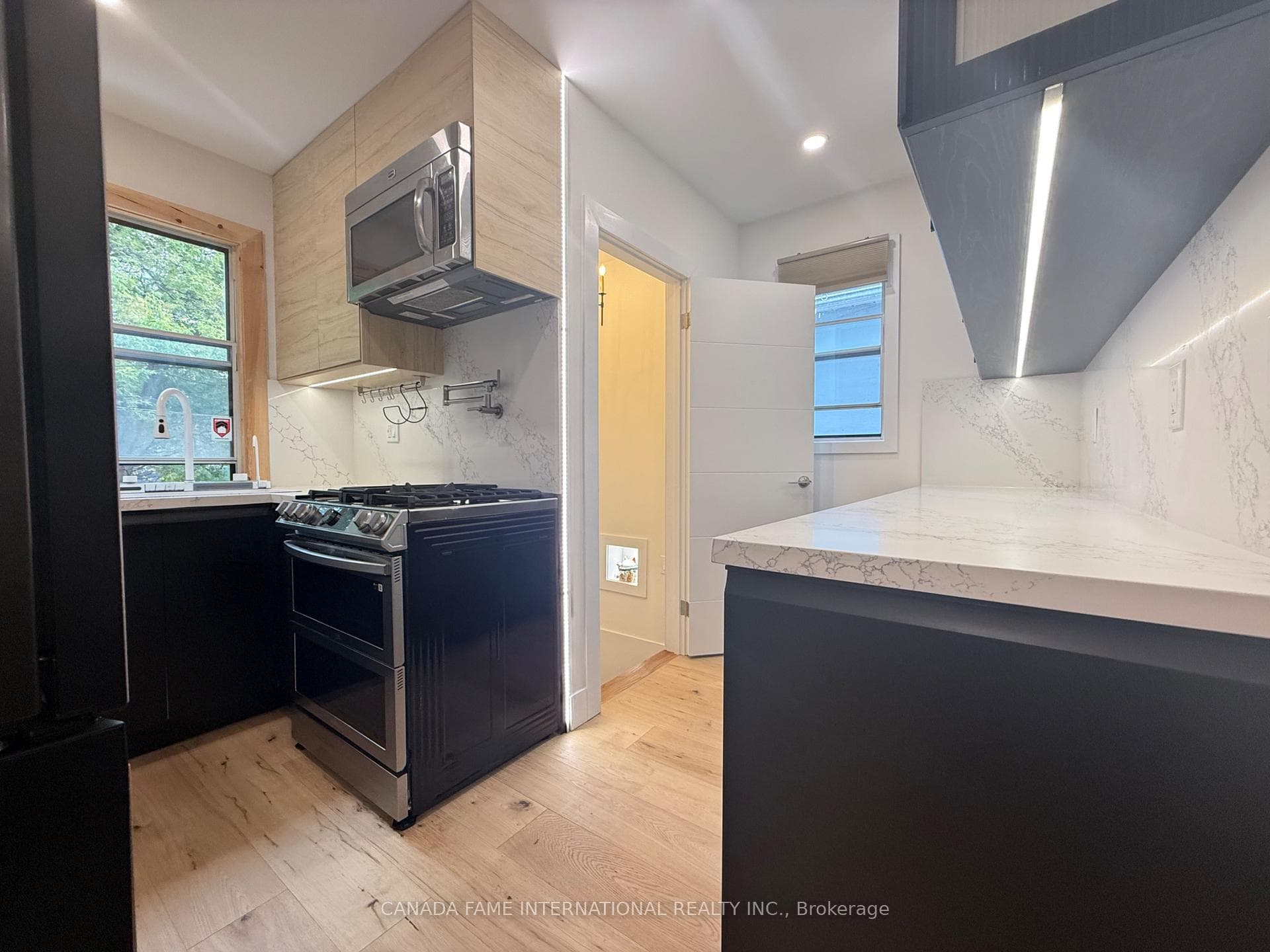 1235 Glencairn Avenue photo 4