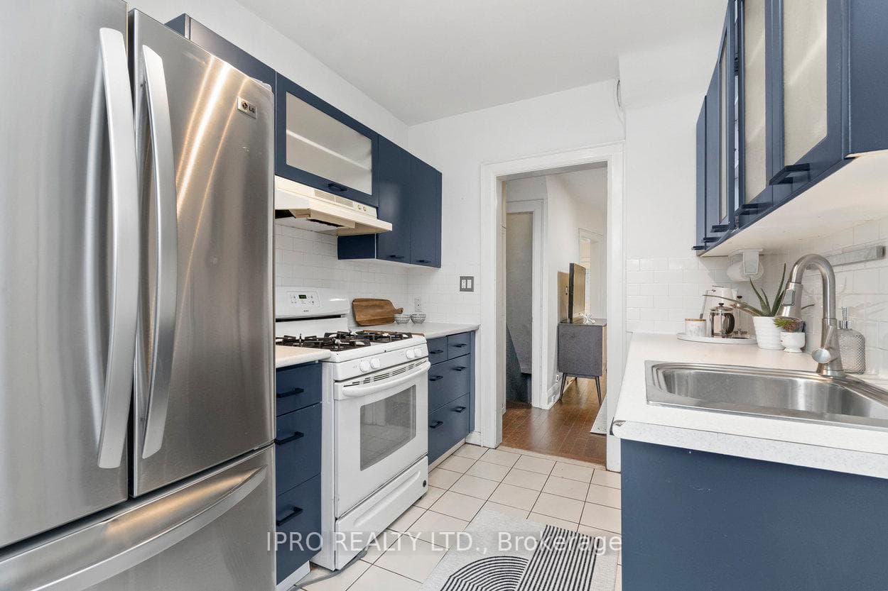 524 Lauder Avenue photo 16