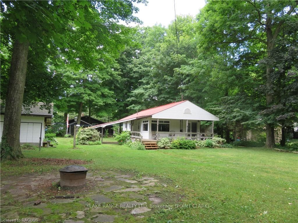 303 SAUK Court photo 23