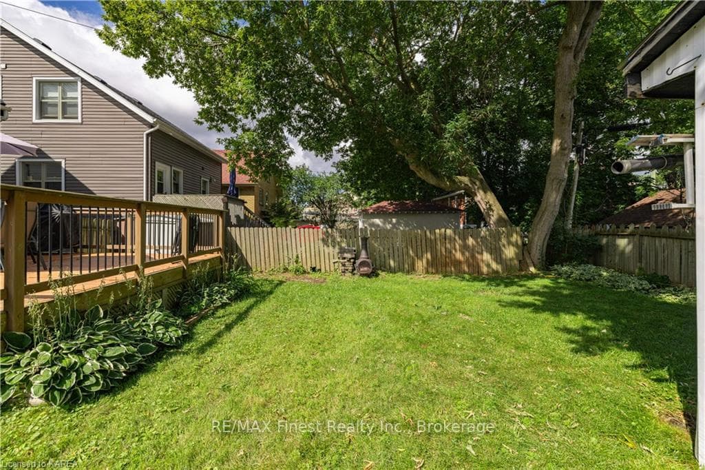 193 PINE Street photo 28