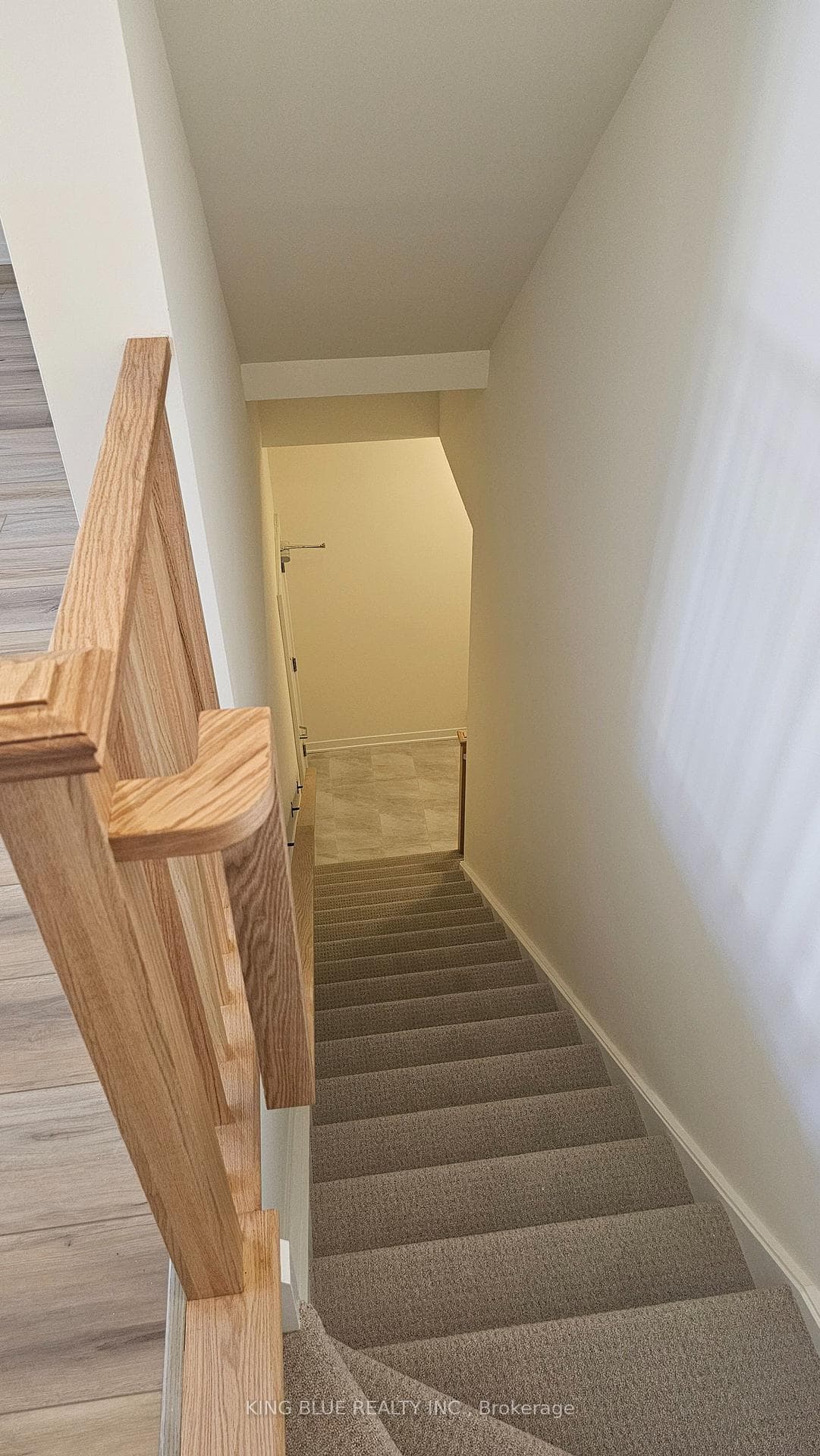 #1415 - 1695 Dersan Street photo 8