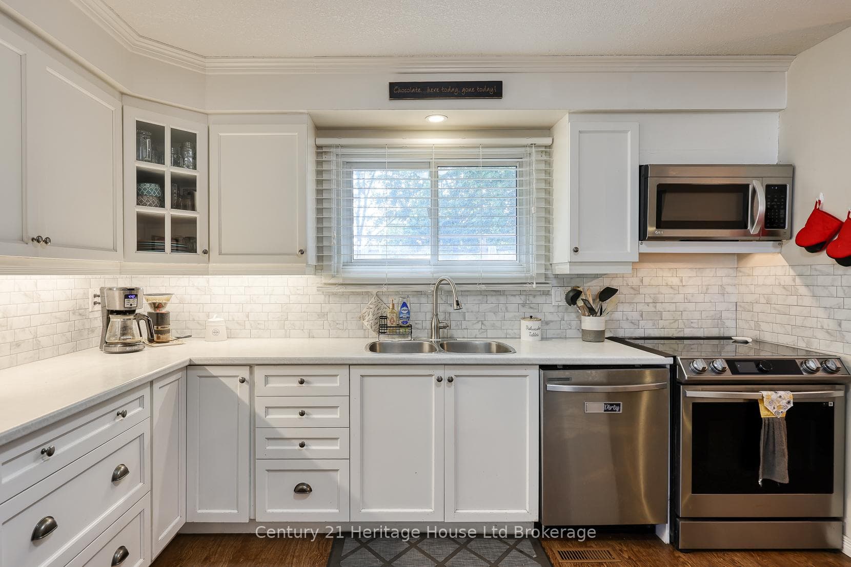 9 Edmunds Crescent photo 8