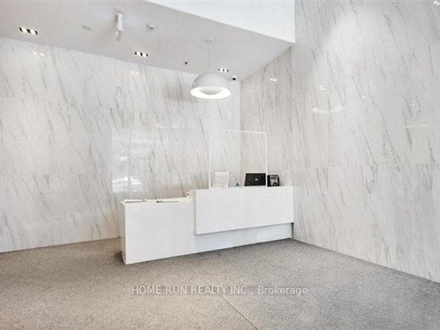 203 CATHERINE Street Unit 1208 photo 30
