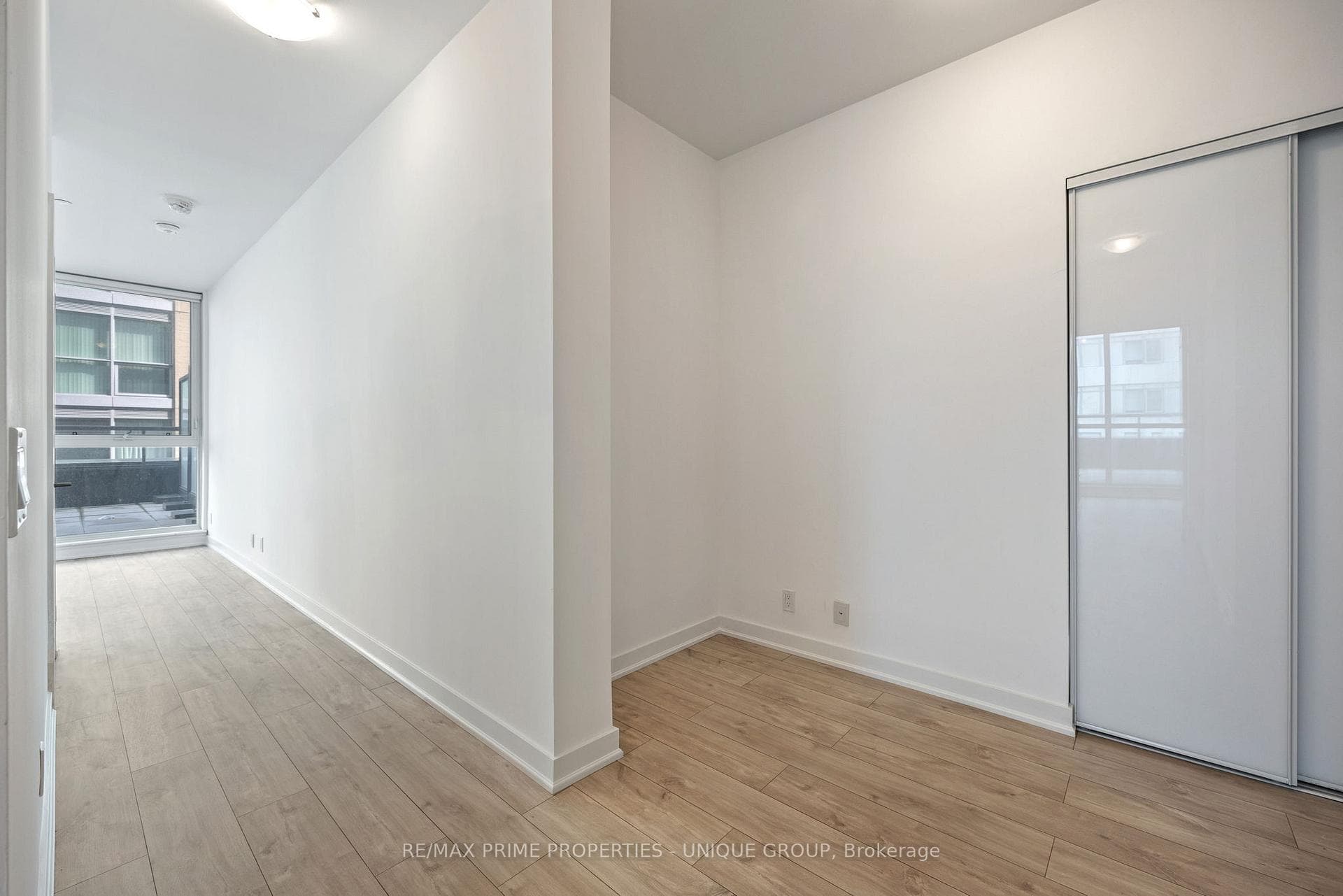 11 Lillian Street Unit 405 photo 8
