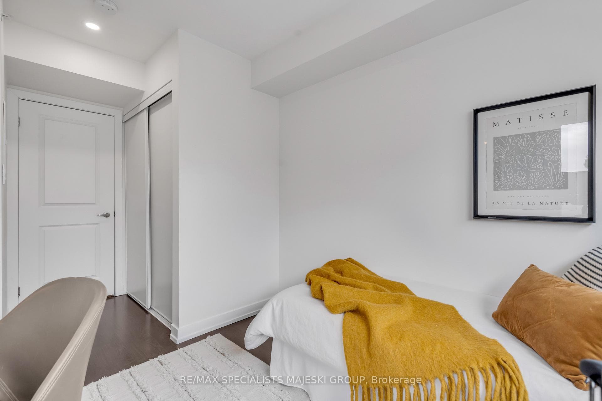 10 Drummond Street Unit 516 photo 25
