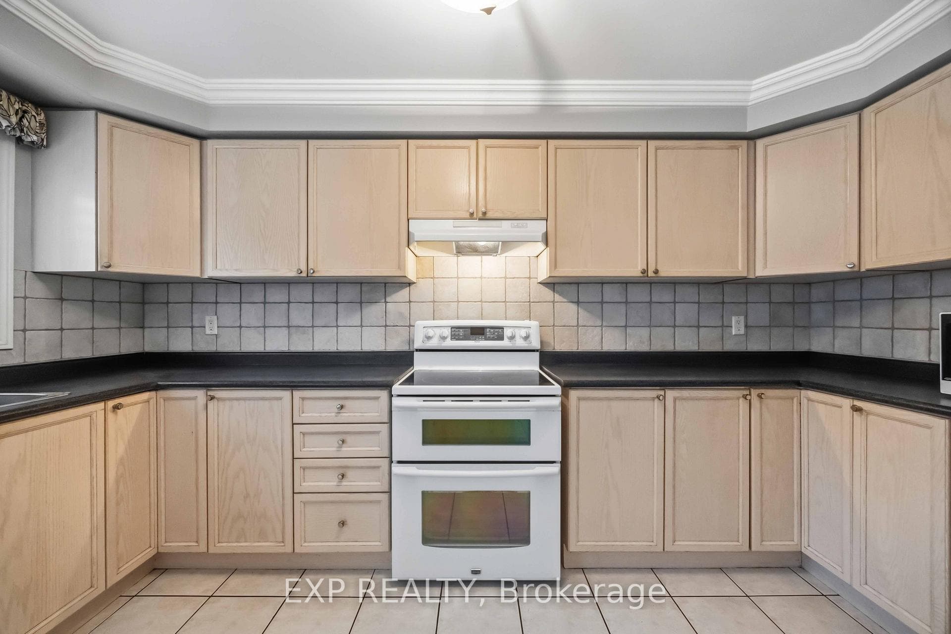 30 Rollinghill Road photo 21