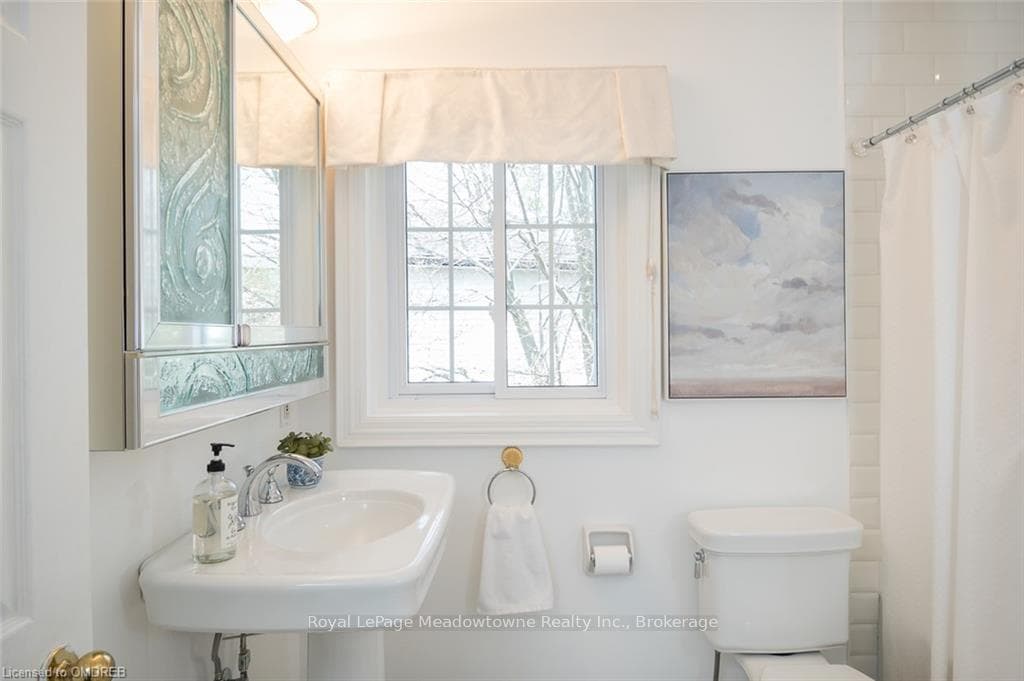 80 COPPERFIELD Drive photo 12