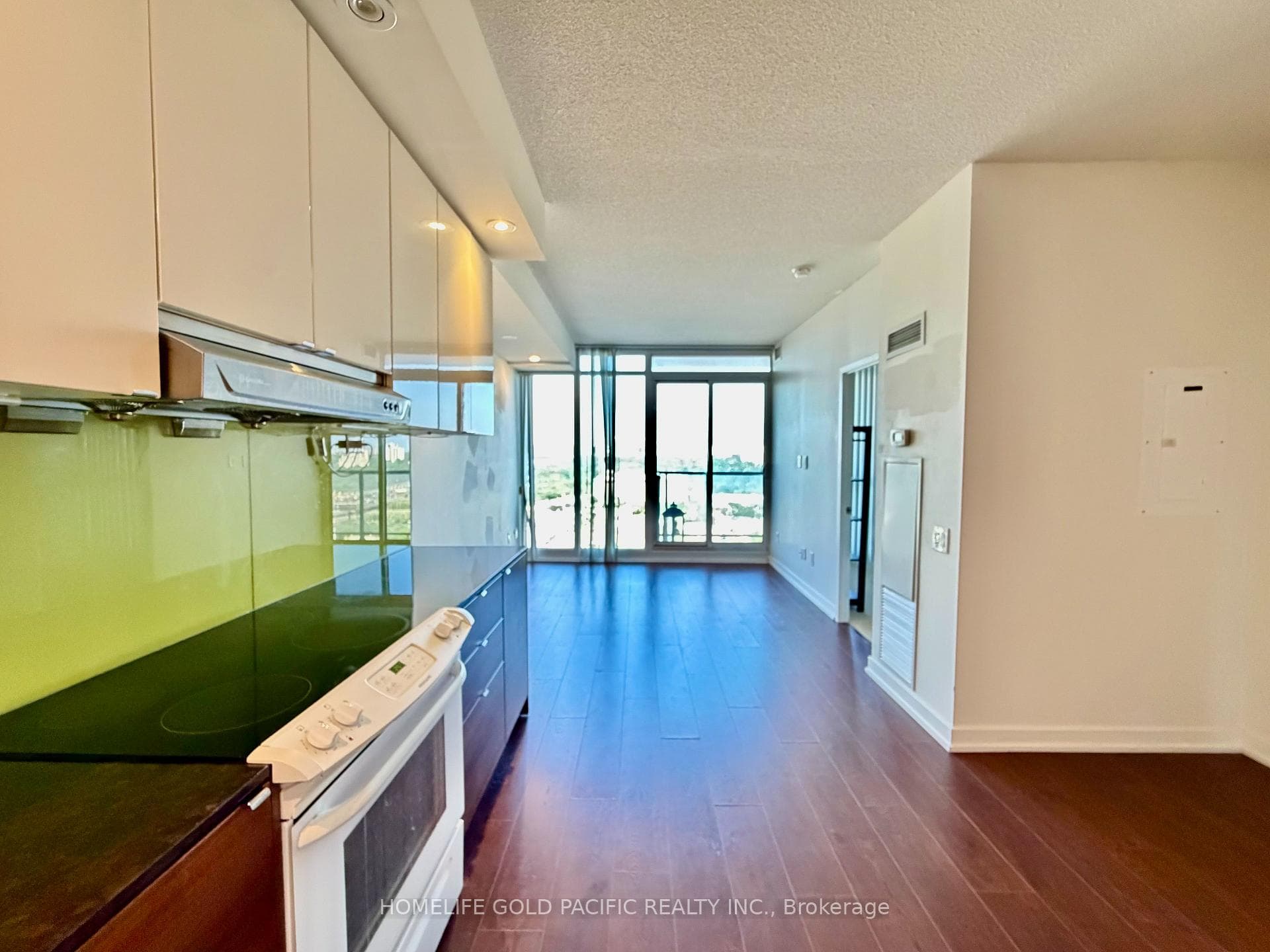 121 McMahon Drive Unit 2207 photo 5