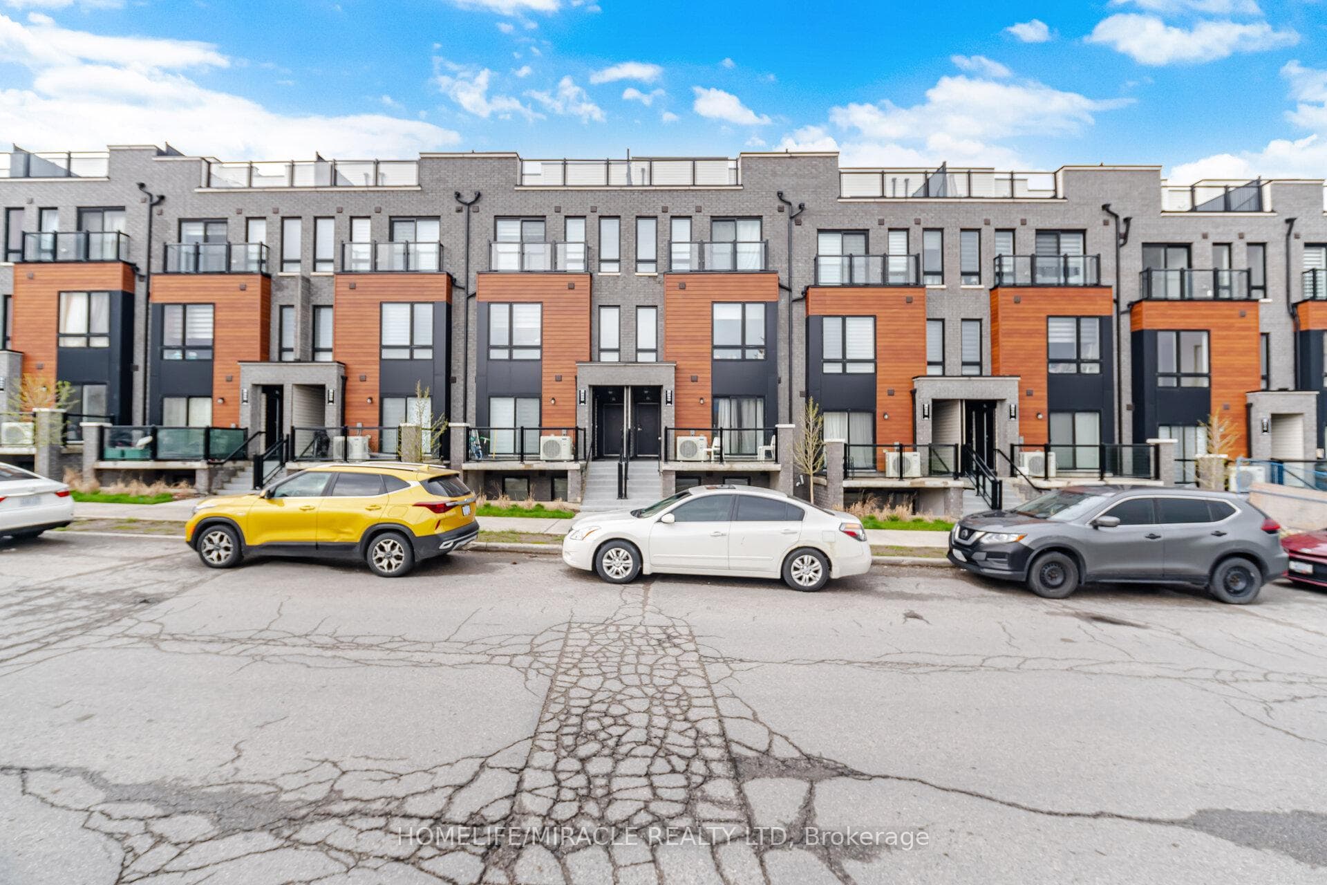 30 Liben Way Unit 20 photo 2