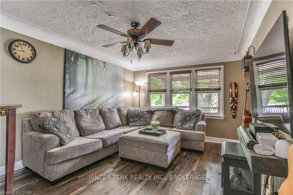 83 REDAN Street photo 6